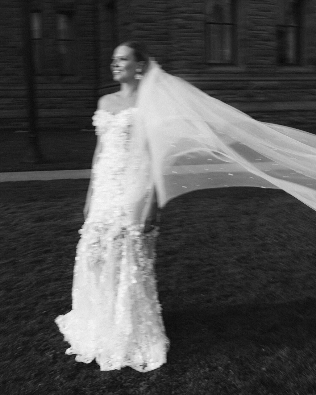 Four-Seasons-Toronto-Luxury-Wedding-Photographer-Raphaelle-Granger-31
