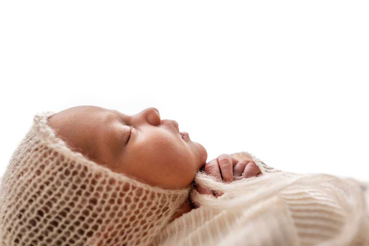 newborn baby studio photography profile photo