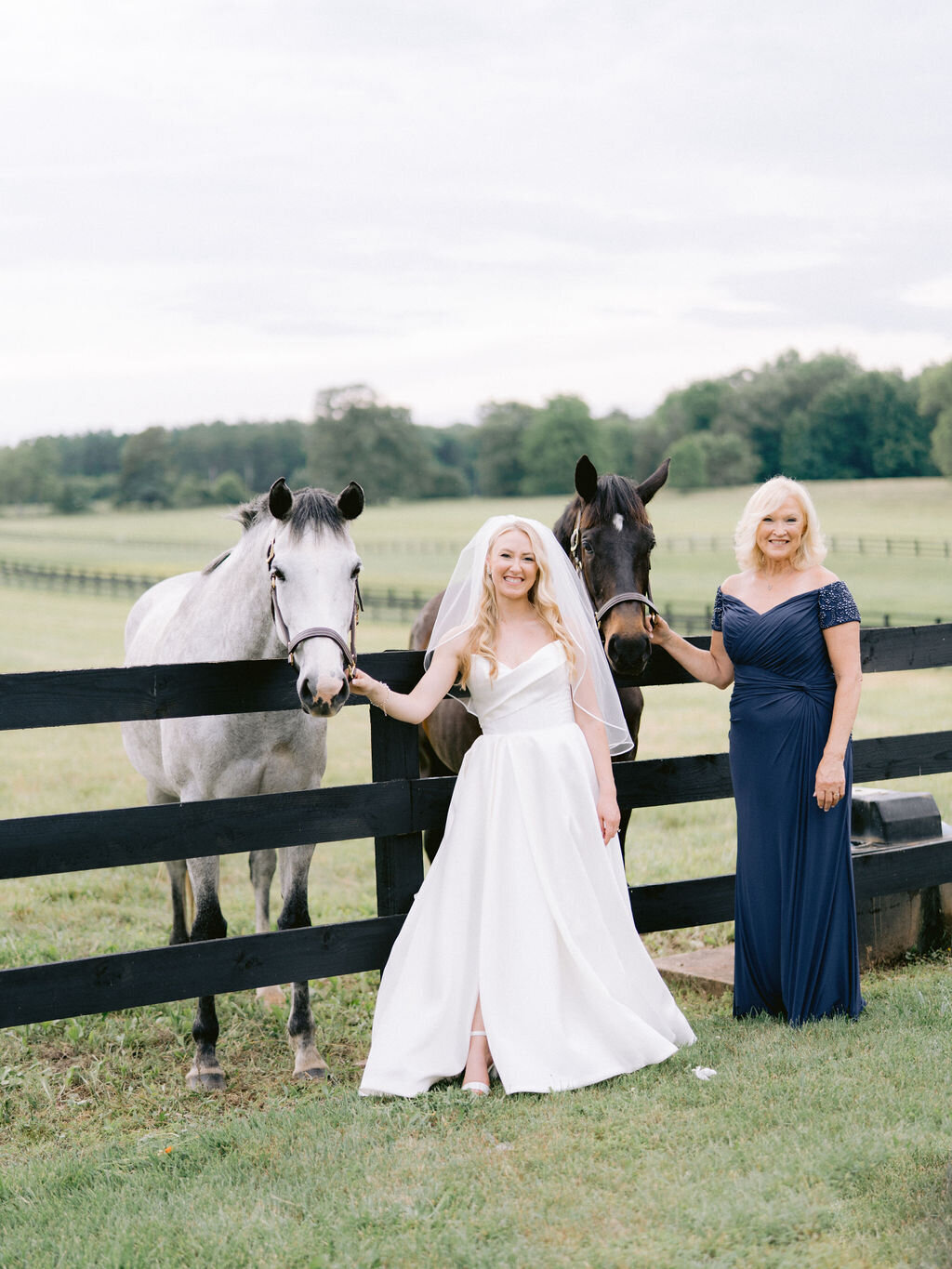 NikkiSanterre_EastCoastPrivateEstateWeddingPhotographer_Caroline&Ben-104