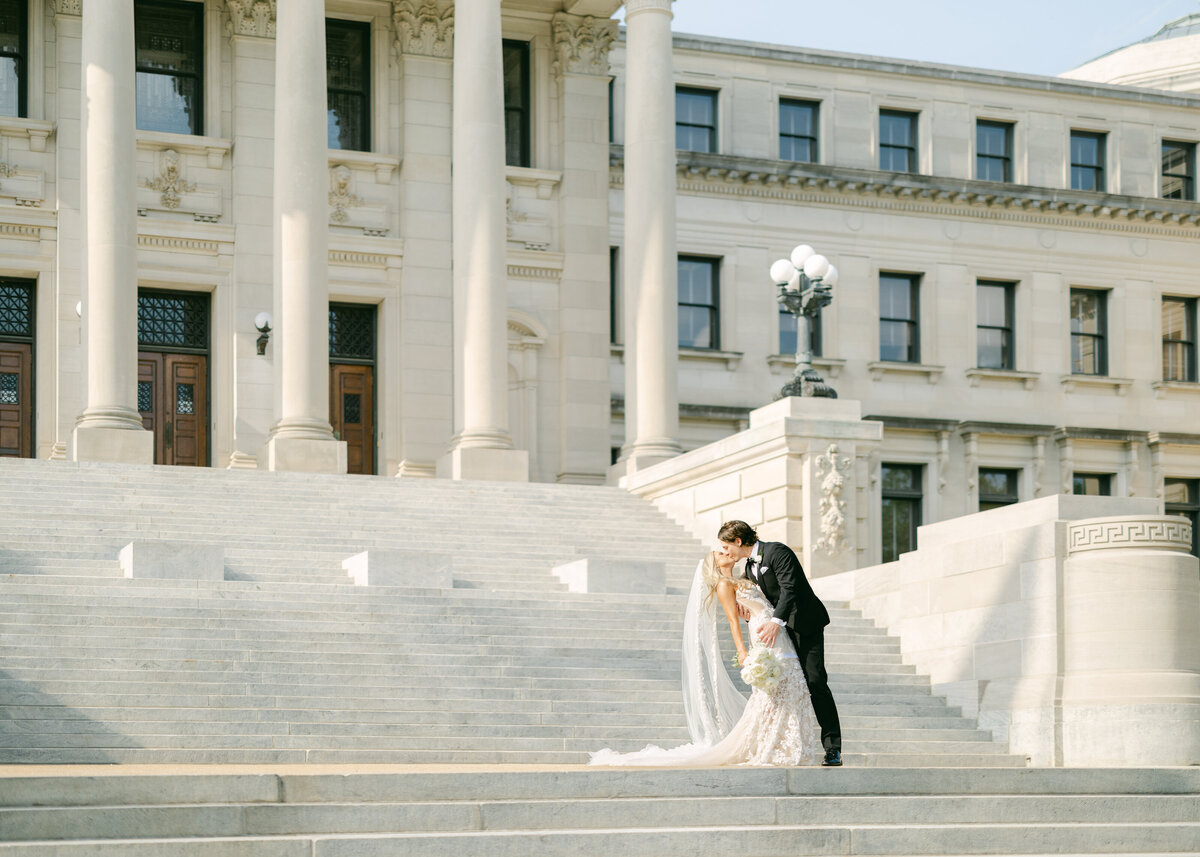 Old_Capitol_Inn_Jackson_Mississippi_Wedding_Photographer_Alyse_and_Ben_Photography-7028