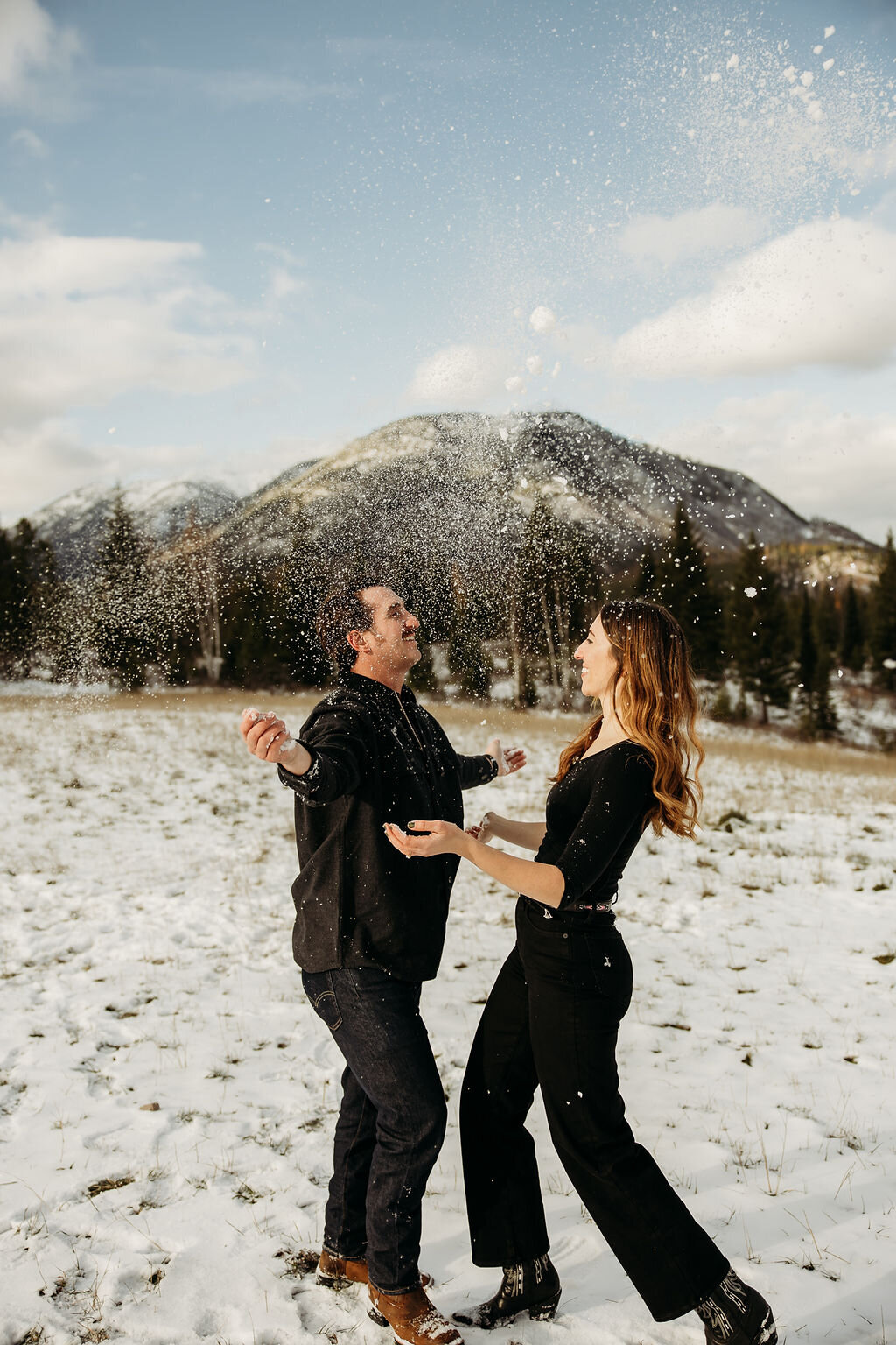 winterengagementsession-winterelopement-wintercouple-snowyengagementsession-47
