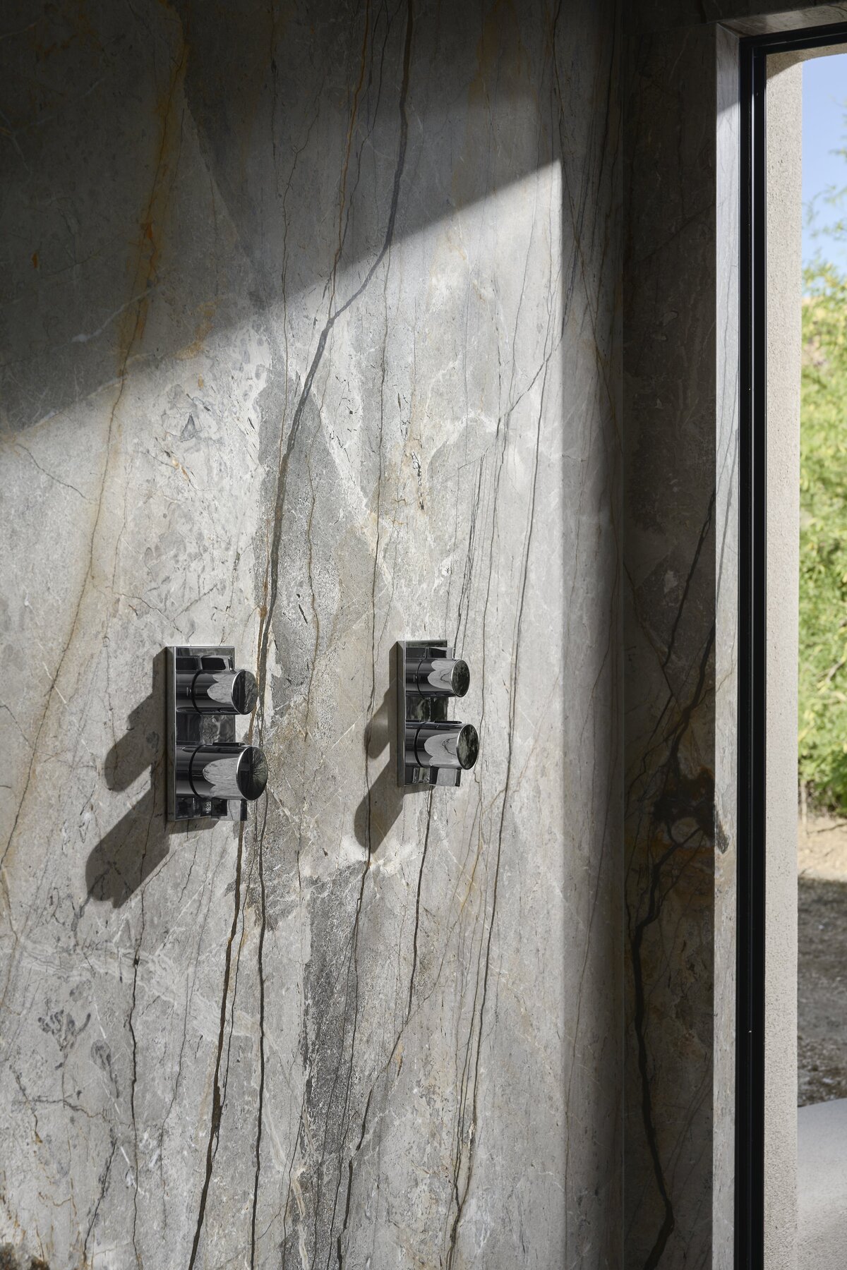 showerdetail1