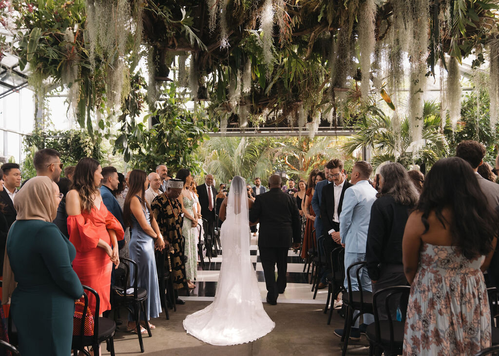 meagan-hilss-events-luxury-garden-wedding