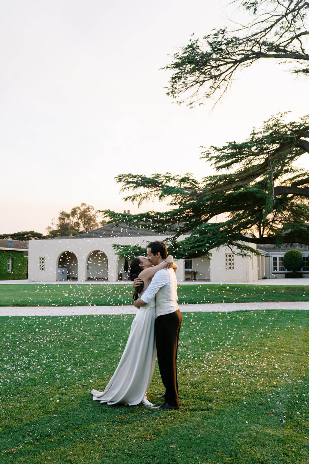 Adrian-Hannah-MountWilliamStationEstateWedding-RedbookStudios--213