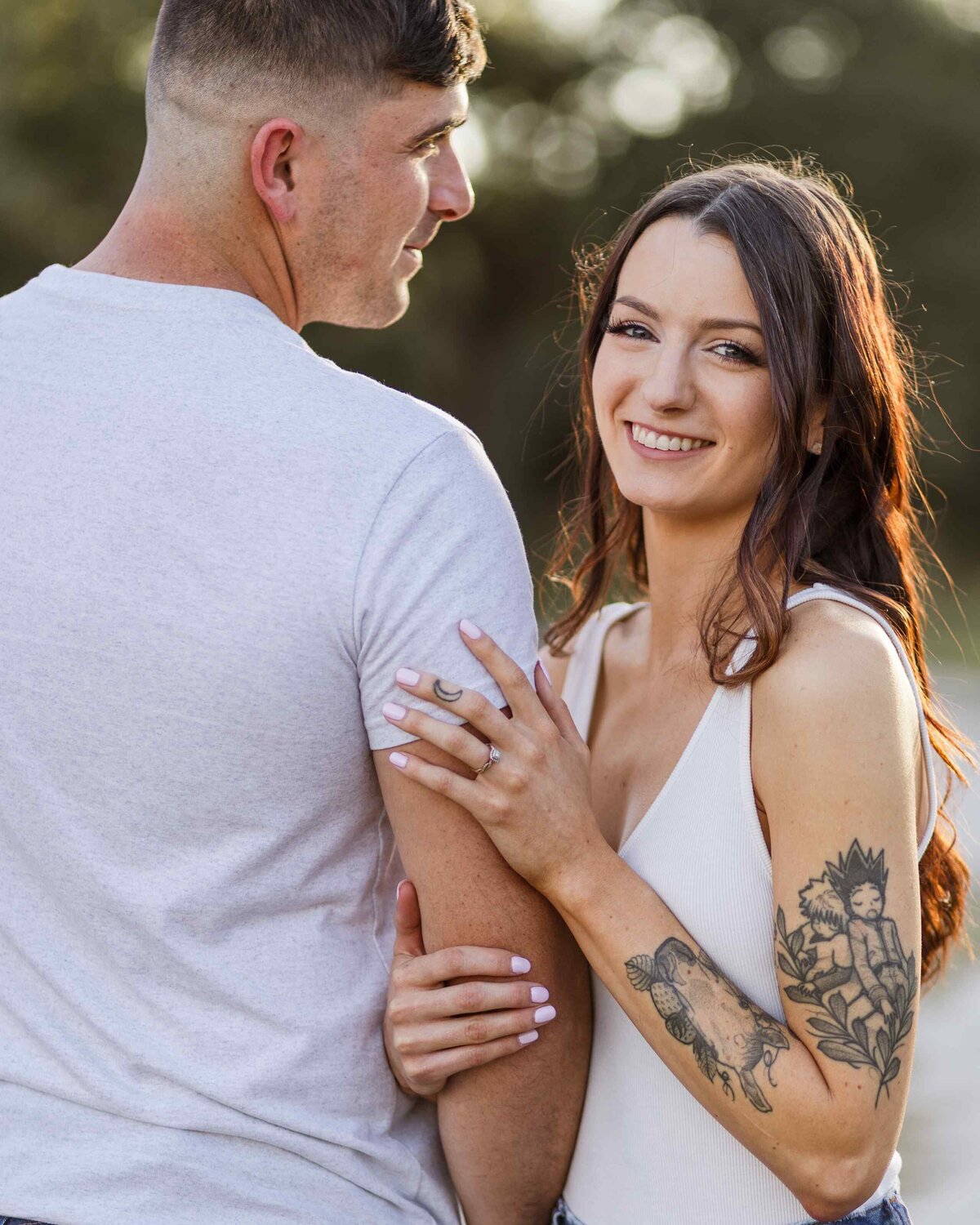 7-fiancee-shows-engagement-ring