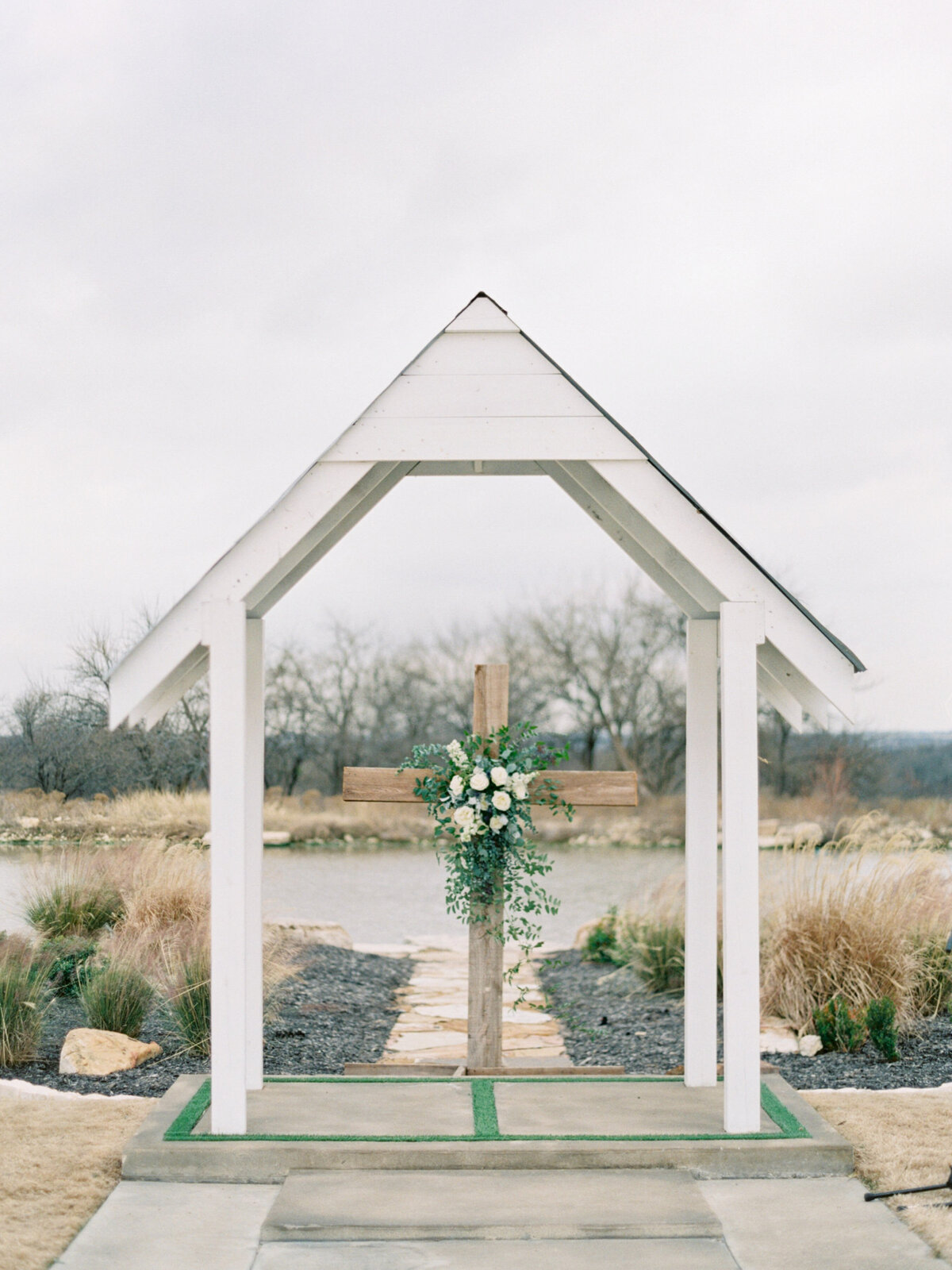 the-nest-at-ruth-farms-wedding-mackenzie-reiter-photography-21