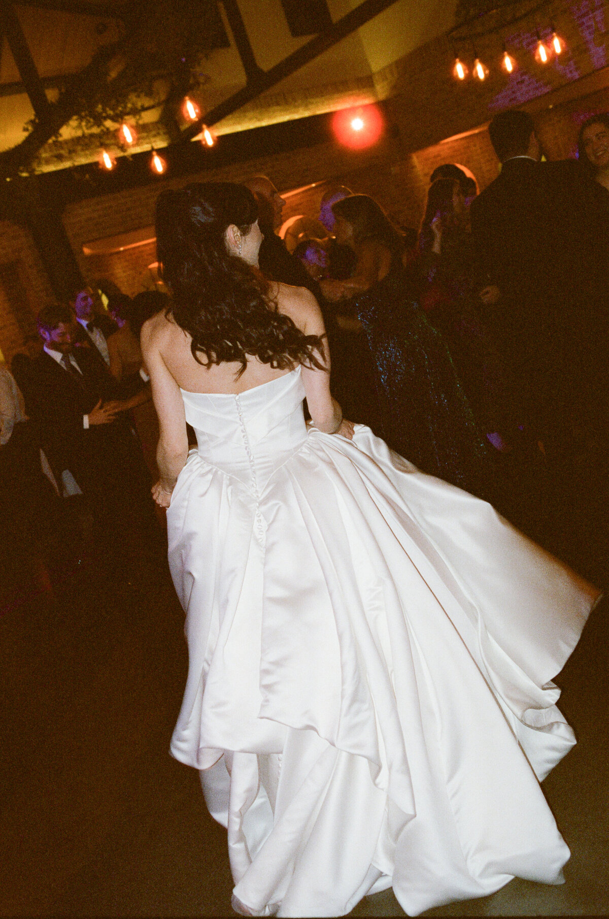 cinestill_800_c_41_38081_110305_249470_000001220036