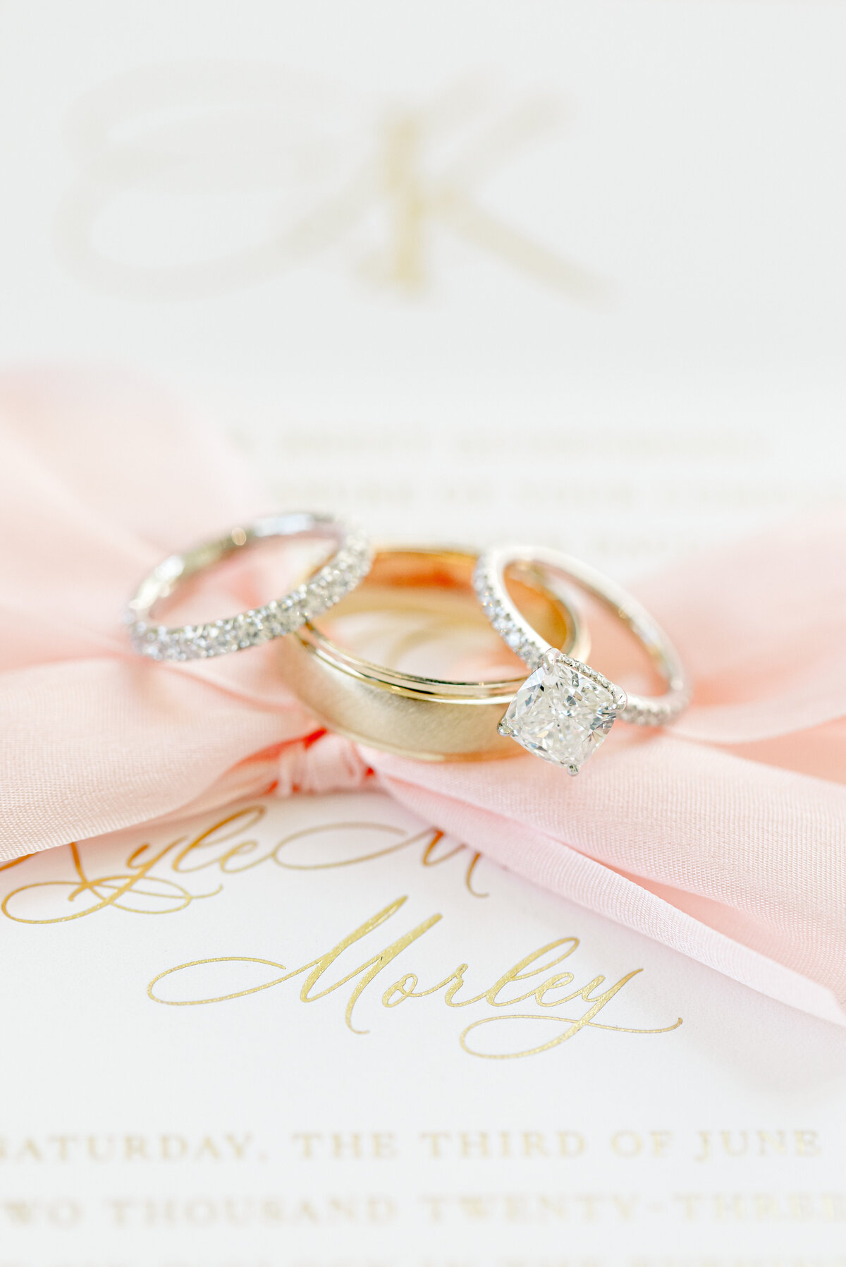 Hannah-and-Kyle-Wedding-Preview-Emily-Nicole-Photo-6