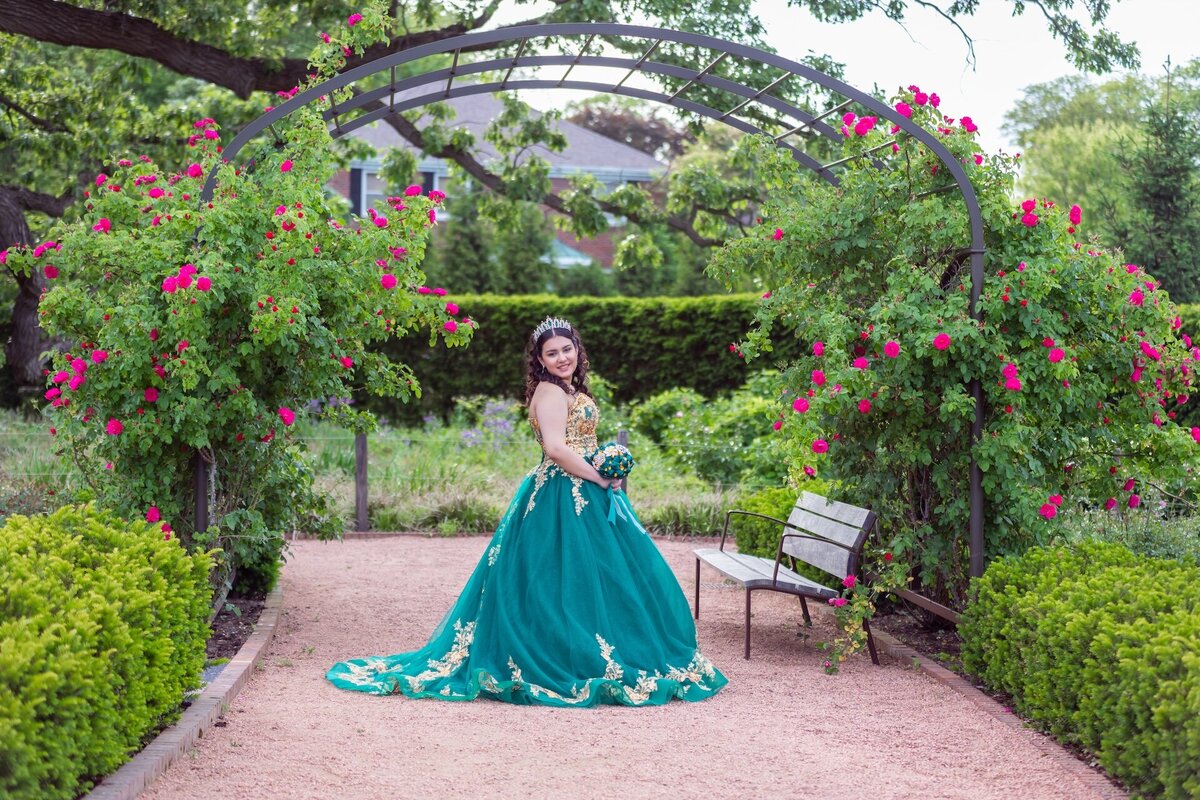 Icely Rodriguez, Quinceanera Photo Shoot, Cantigny Park, Wheaton, IL, 5-19-24, Maira Ochoa Photography-0421_pp