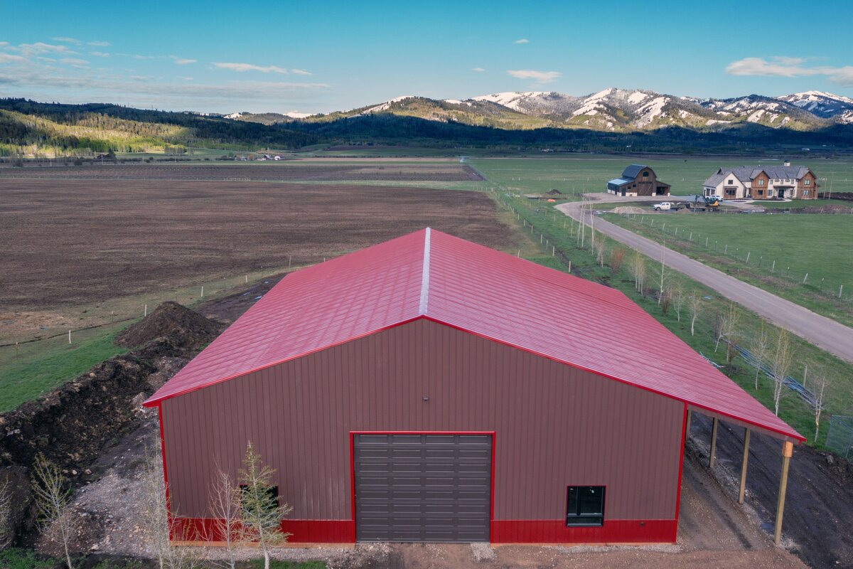 teton-mountain-ranch-barn4