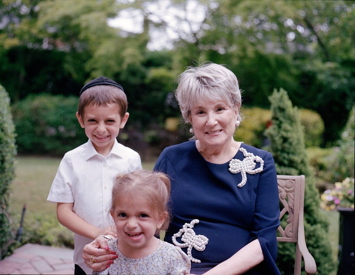 family event photographer, intimate event photographer, family photographer, analog photographer long island ny, long beach ny family photographer
