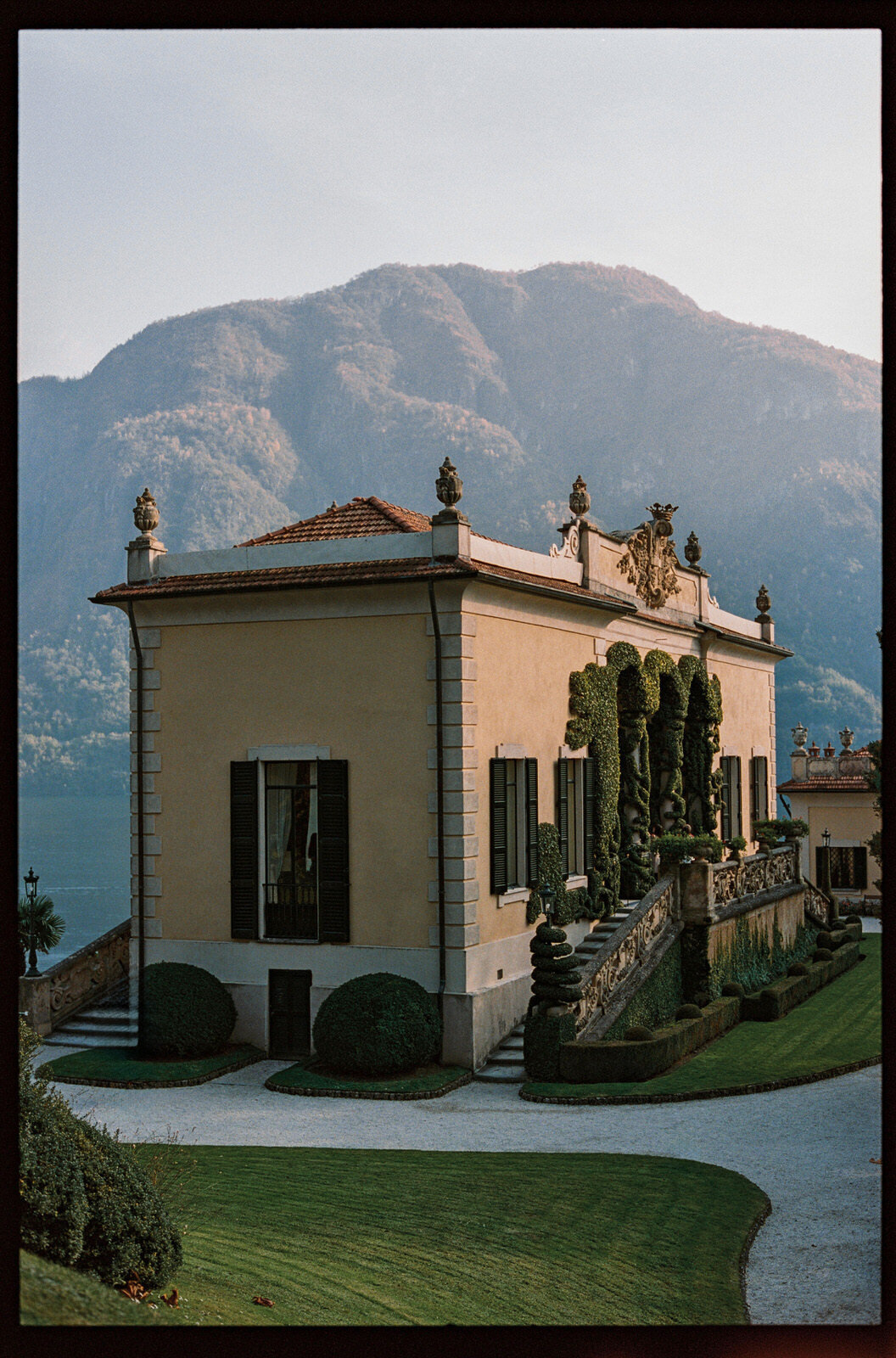 Flora_And_Grace_Lake_Como_Editorial_Film_Wedding_Photographer (13 von 84)