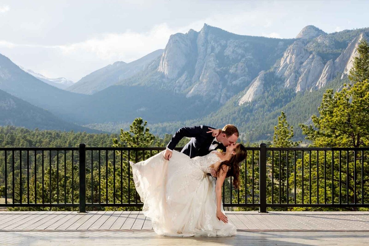 Saint-Malos-Chapel-on-the-Rock-Wedding-80