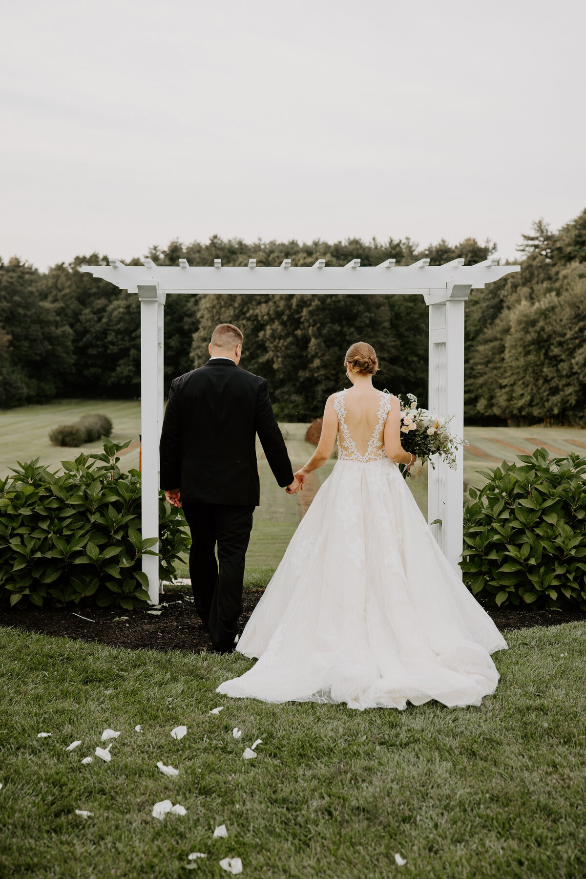Liam-Victoria-Little Flower Farm-Hopkinton-MA-86