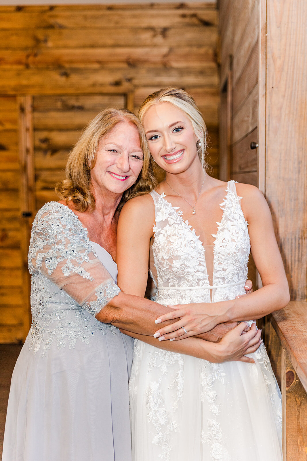 Danielle _ Bridals at Izenstone-0190