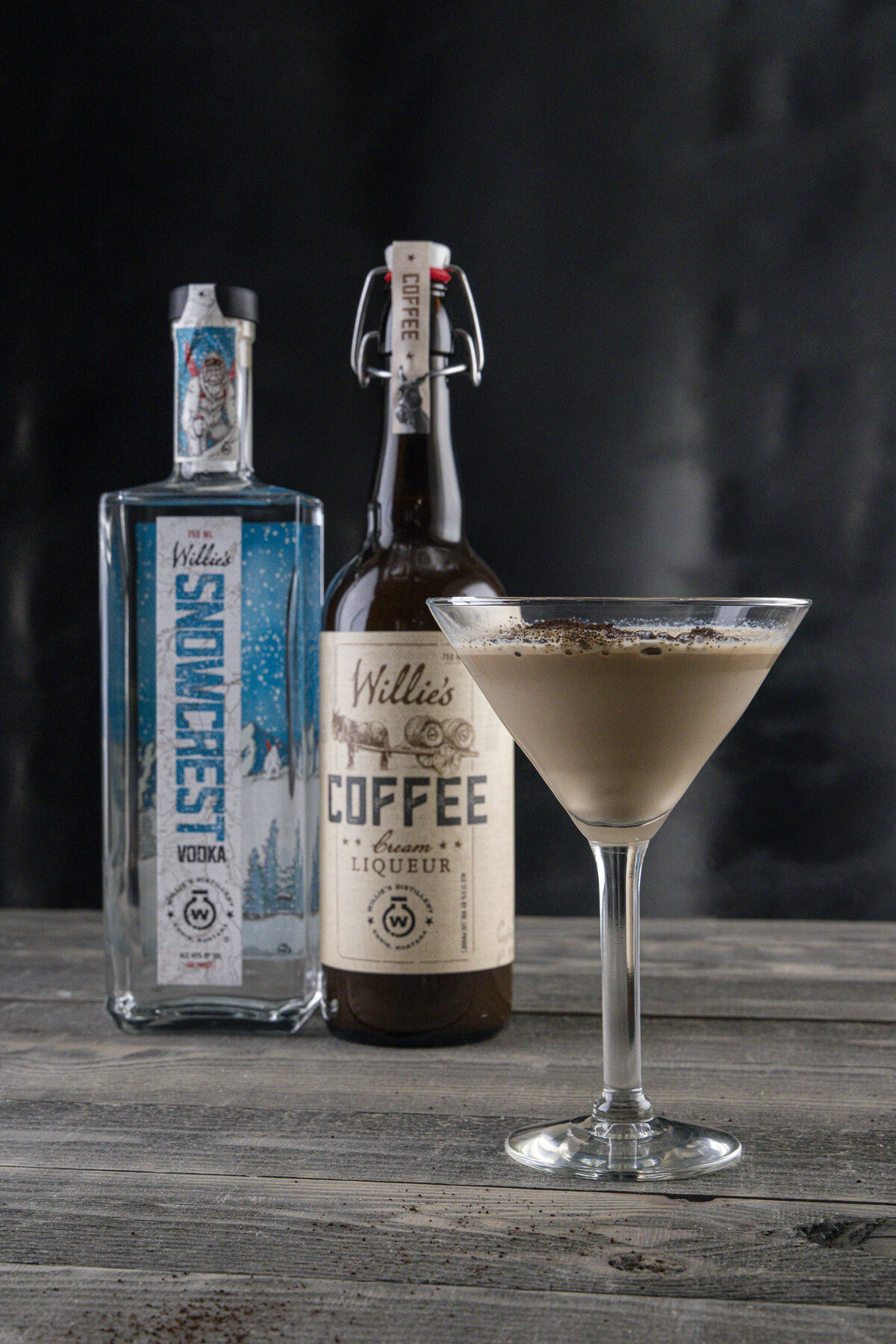 Shanna-Mae-Photography-Montana-Photographer-Business-Brand-Product-Food-Beverage-Distillery-Cocktails-Drinks-WilliesHuckleberry-Rye-Whiskey-Bourbon-Vodka-Moonshine-269