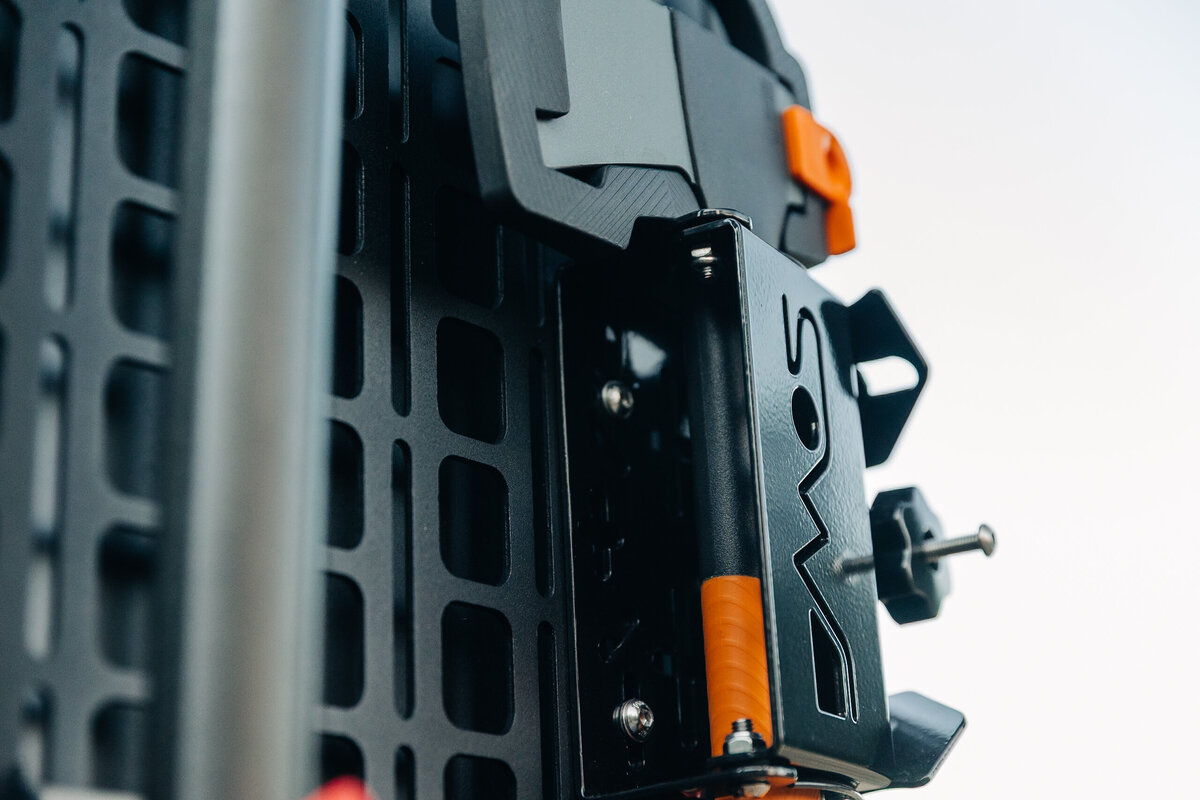 5_WooleyBugger250829_BMV_SlowFastcreative_1980