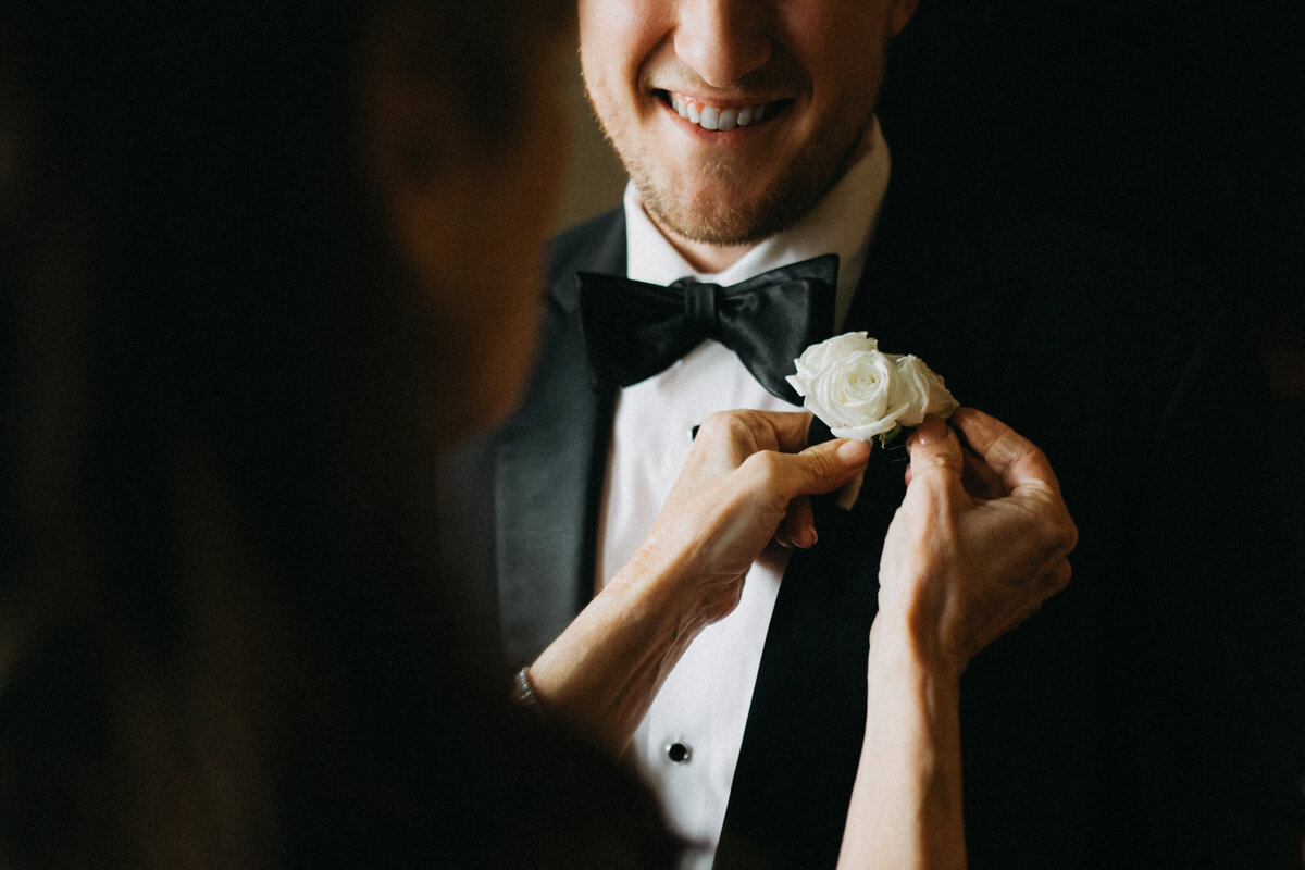 AliciaJake_Wedding_SneakPeek_Image-13