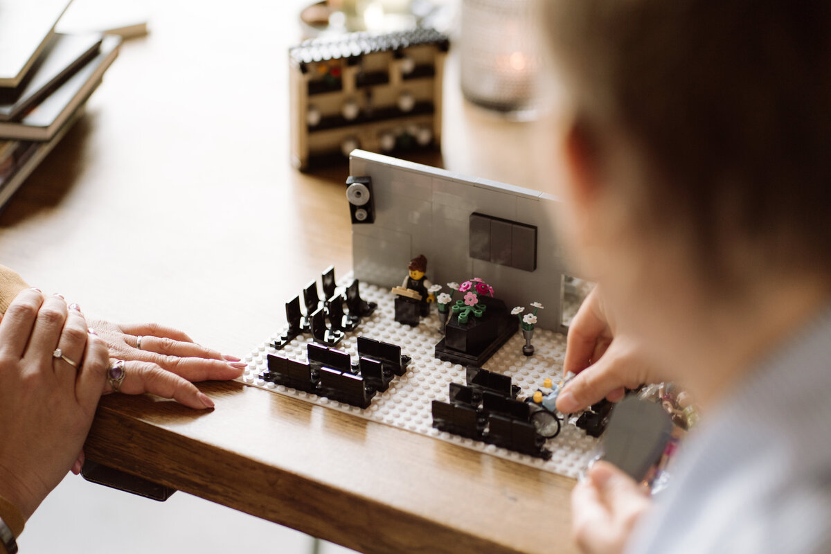 Branding shoot De laatste Vaart - Lego kan helpen om de uitvaart voor te bereiden met kinderen. 