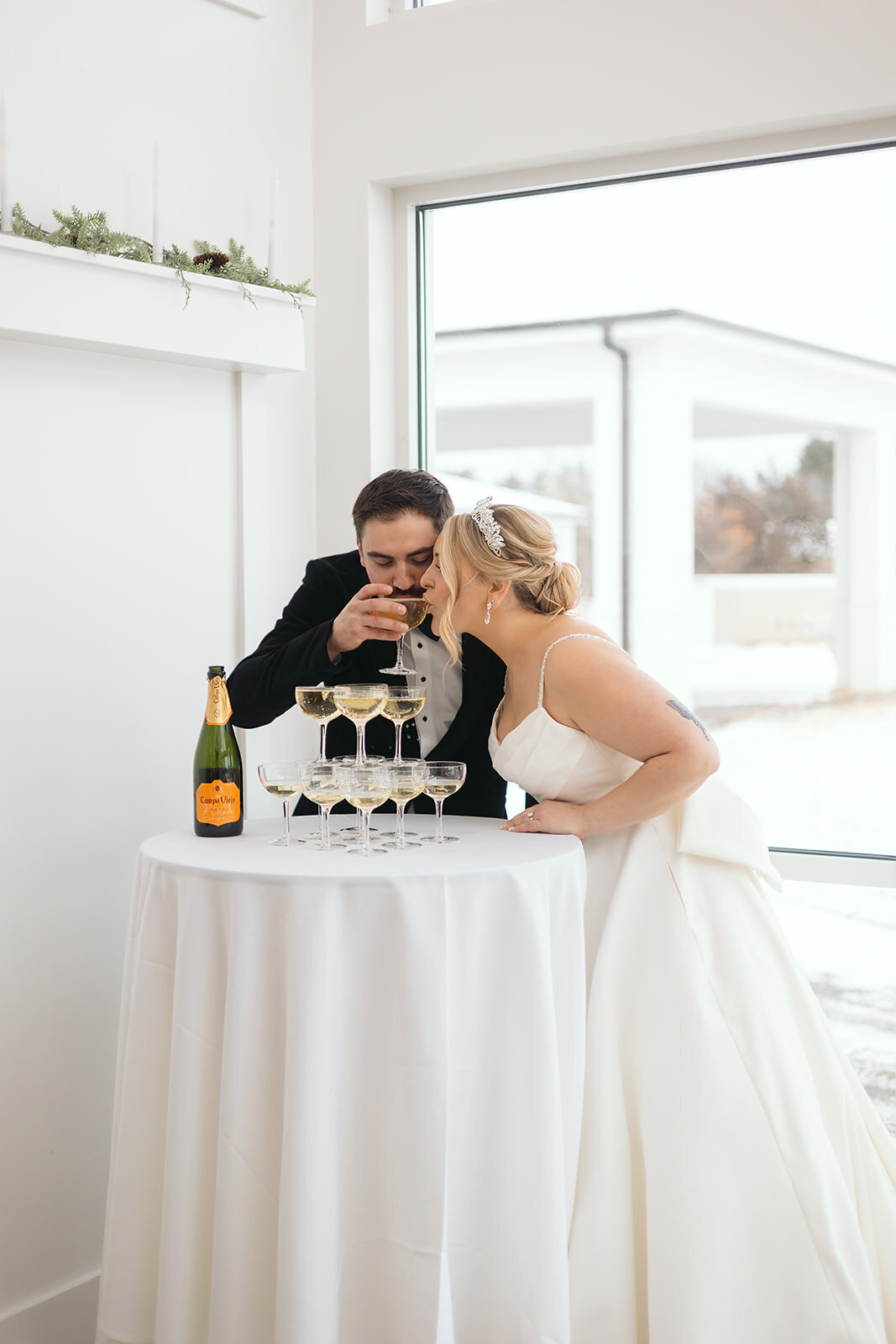 PembleWedding_ChampagneTower_0708_websize