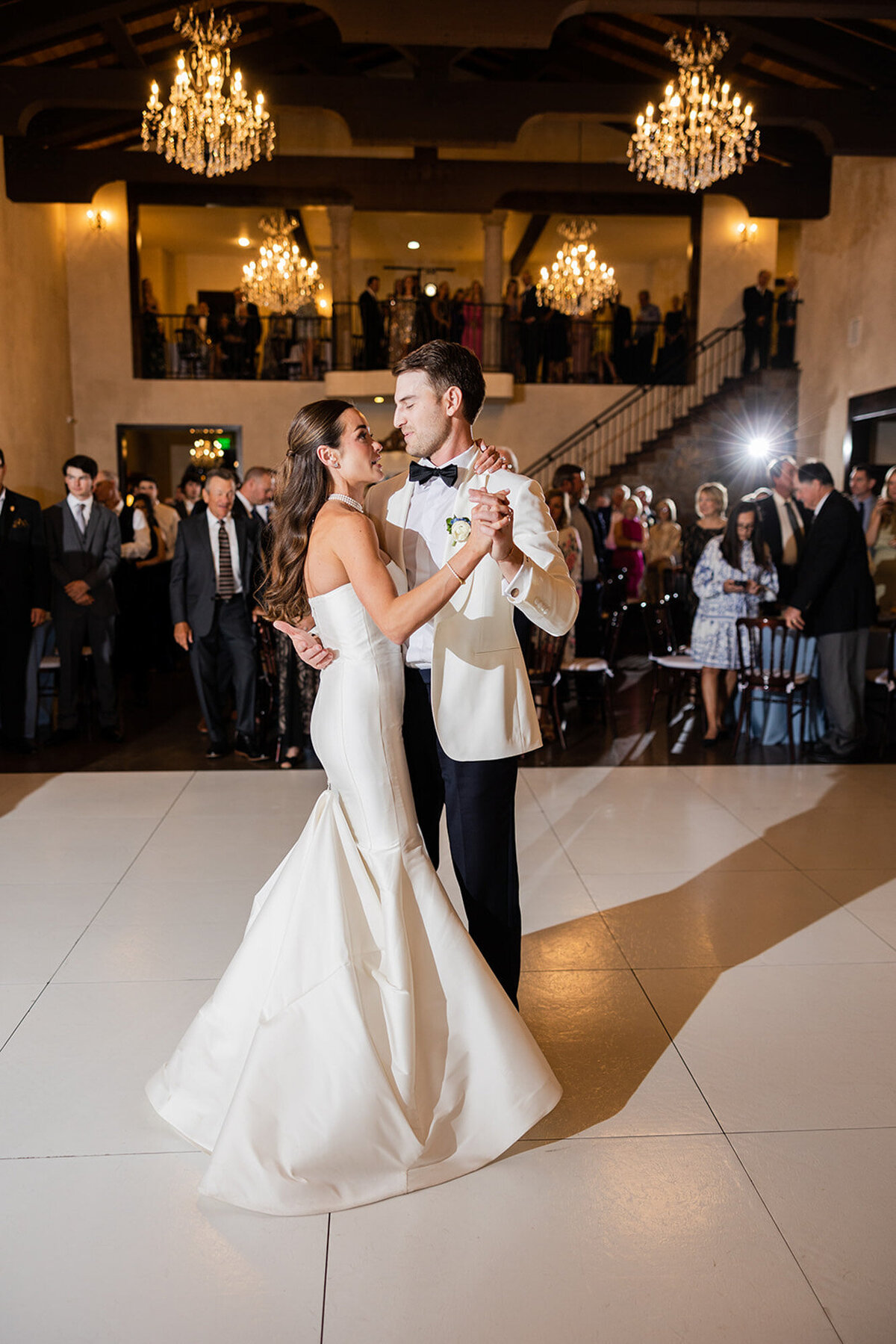 Emily-and-Colton-2024-Ma-Maison-Wedding-Venue-in-Dripping-Springs-Texas-045