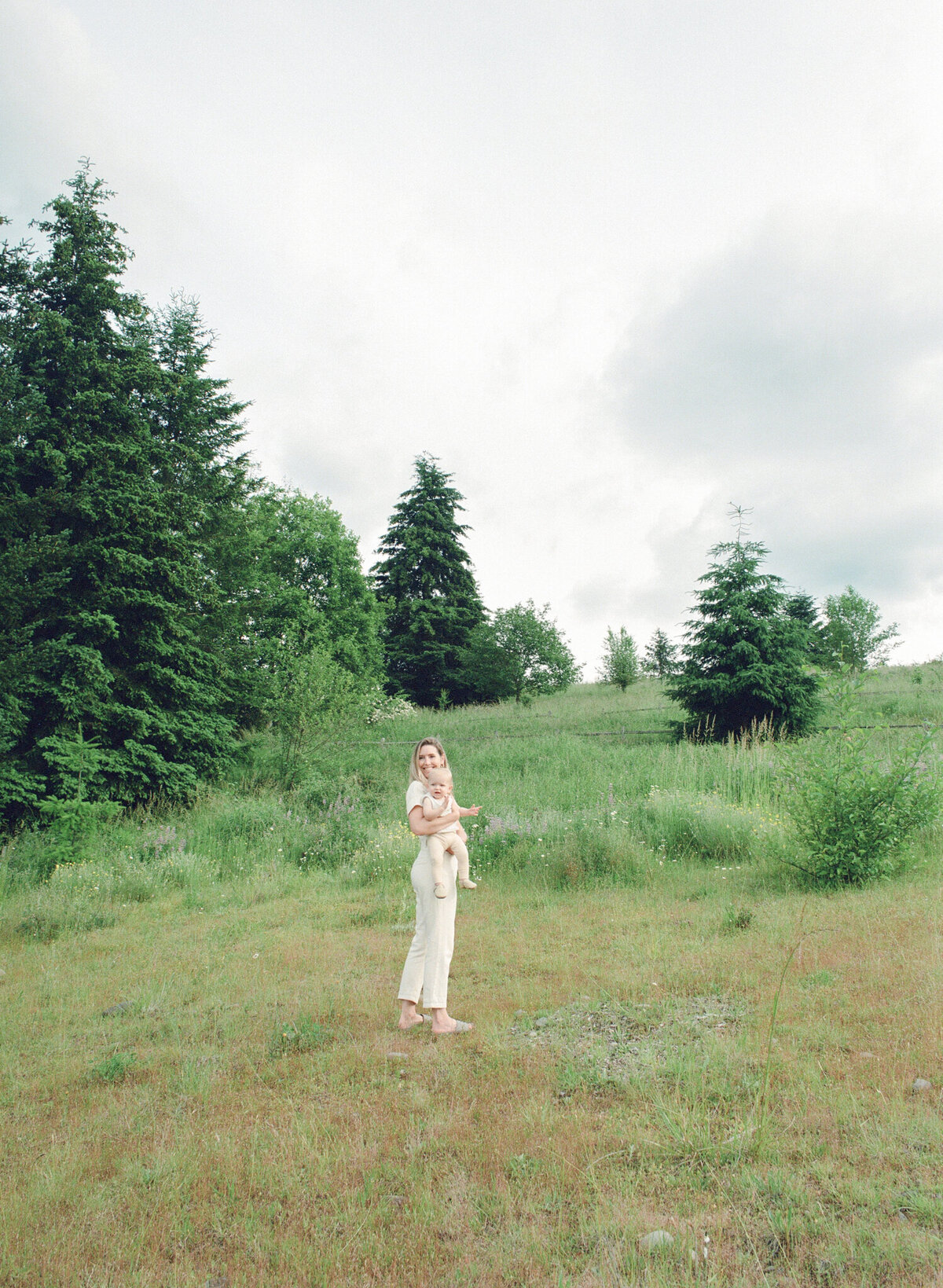 bridal-veil-bnb-elopement-oregon-7