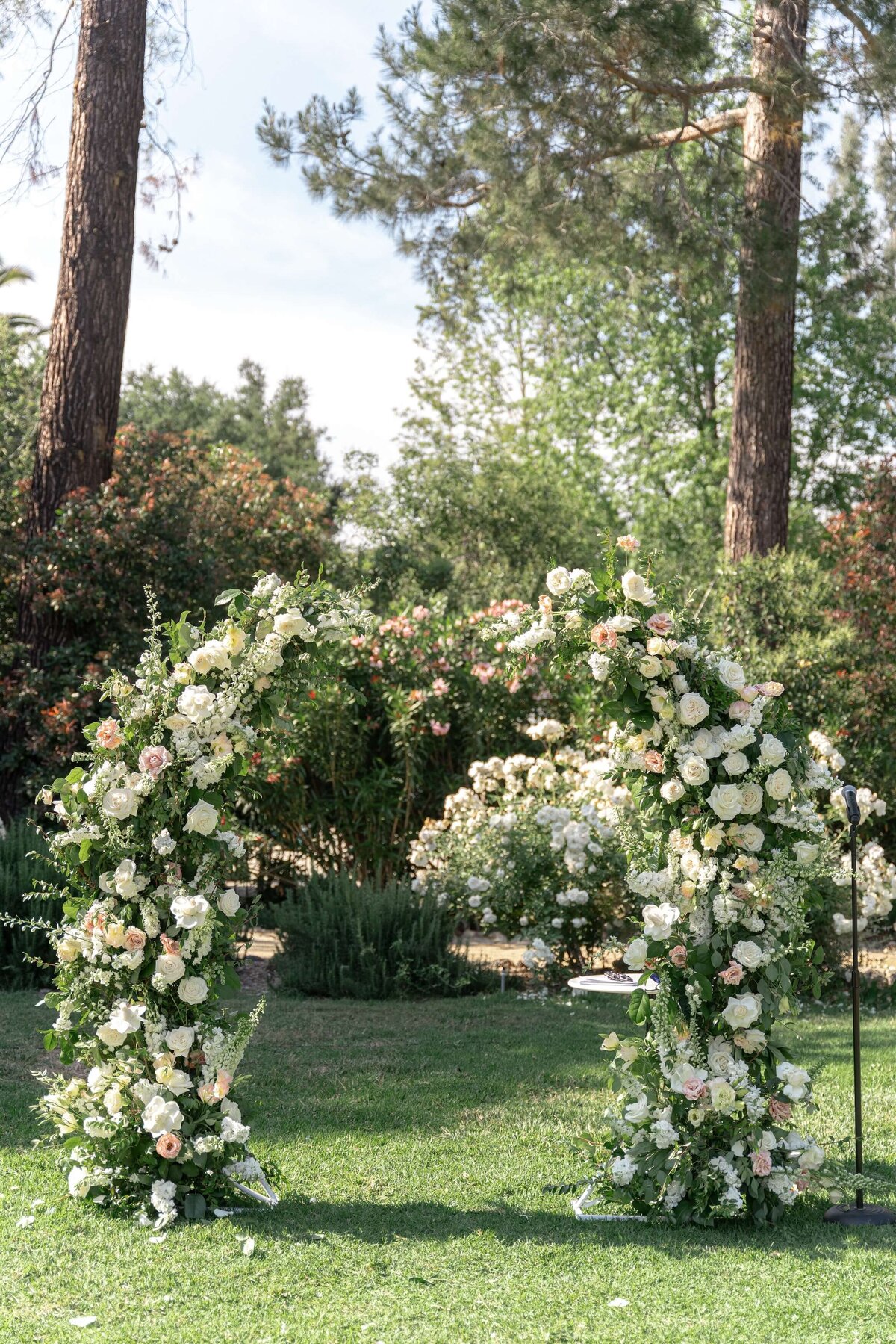 the-lodge-at-malibou-lake-modern-wedding-15