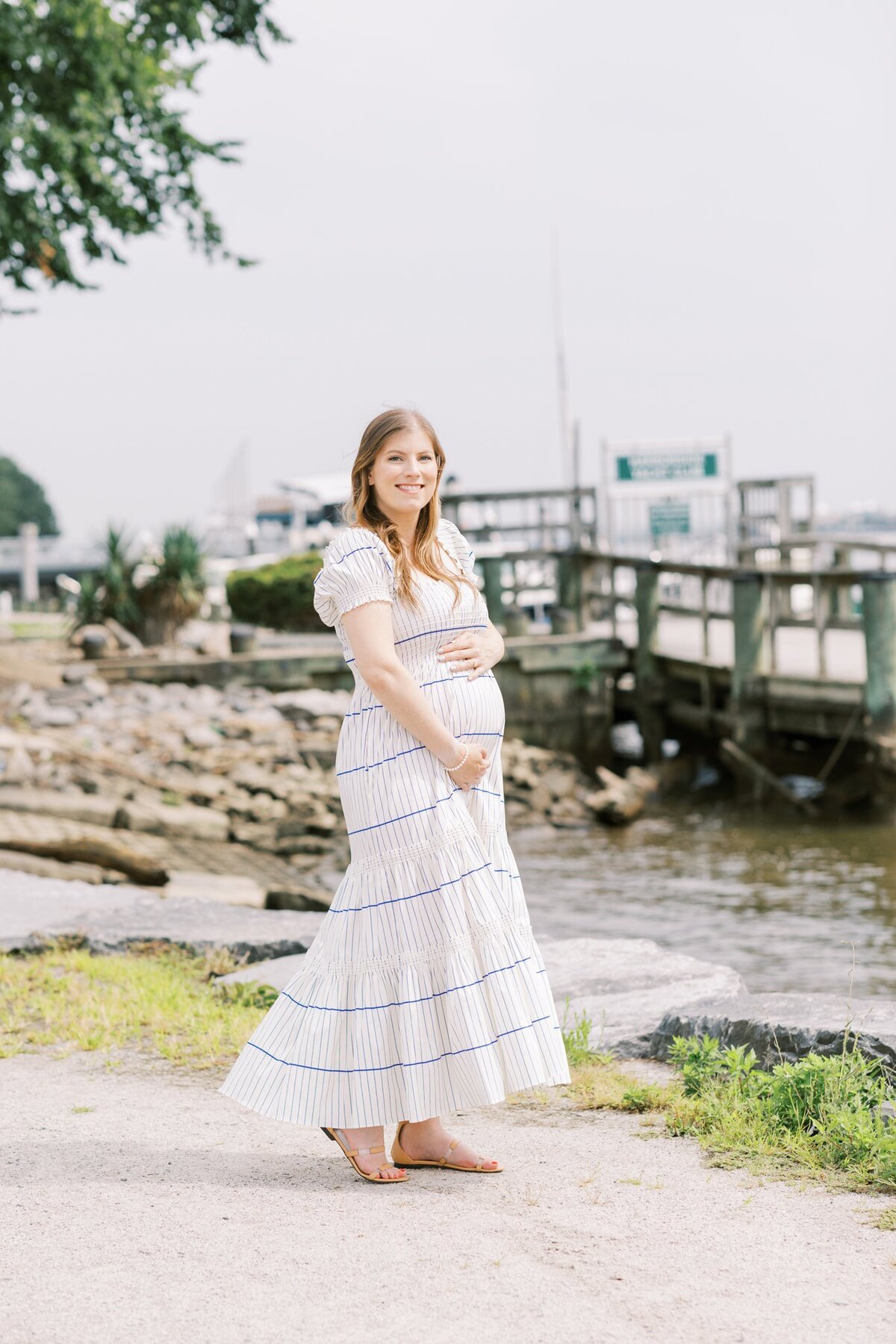 Old-Town-Alexandria-Maternity-Session-26