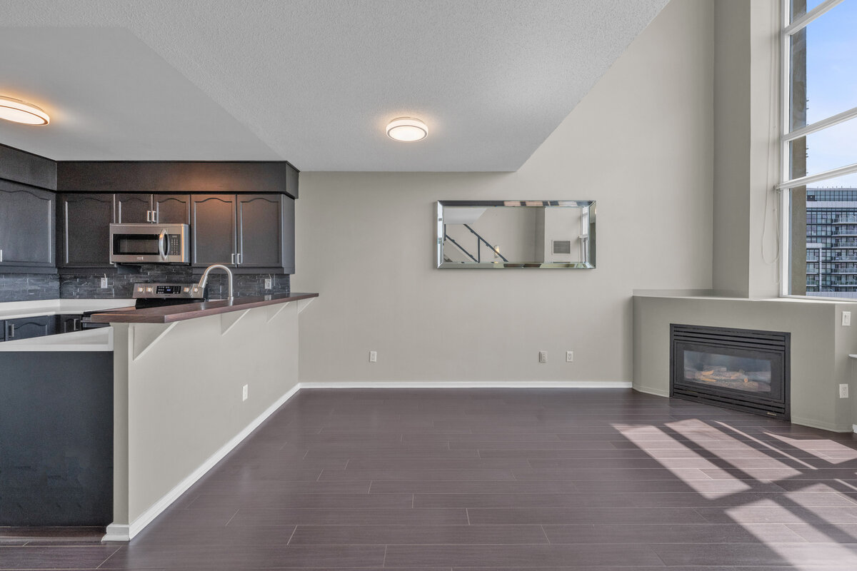 014_Living Room