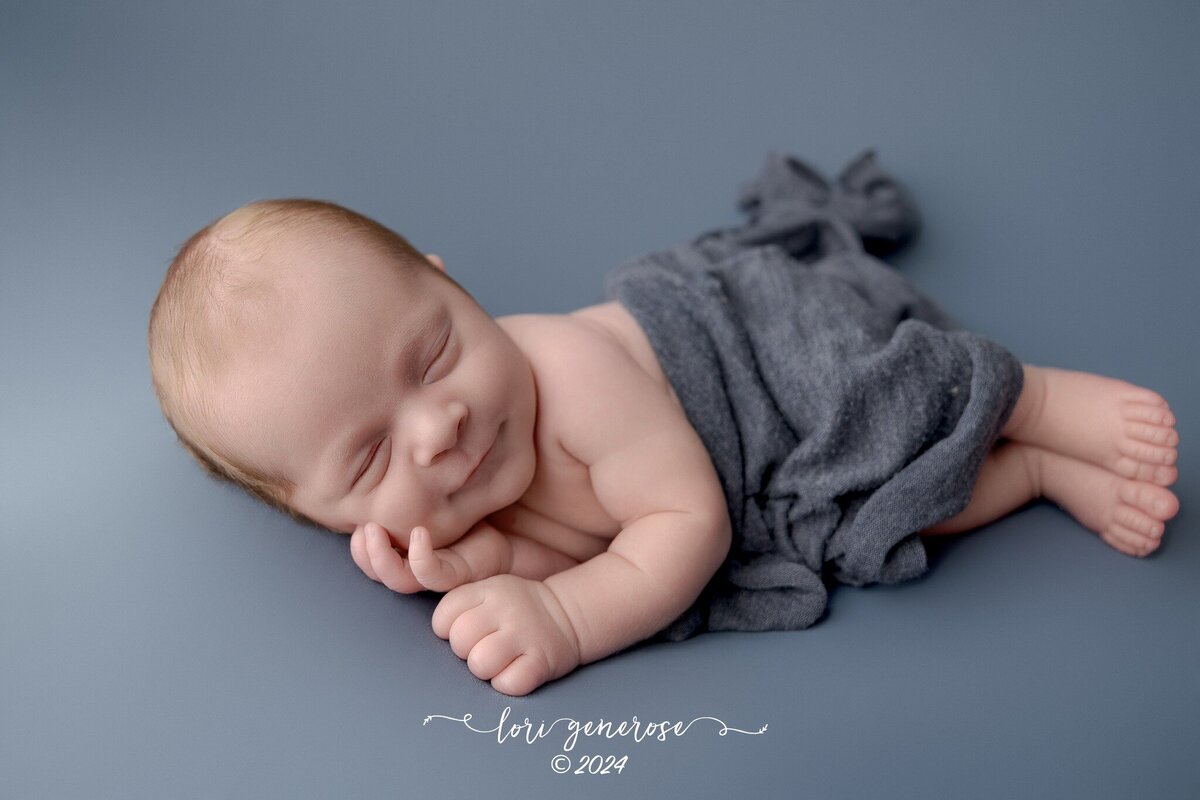 lehigh-valley-photographer-lori-generose-lg-photography-newborn-boy-conshohocken-pa