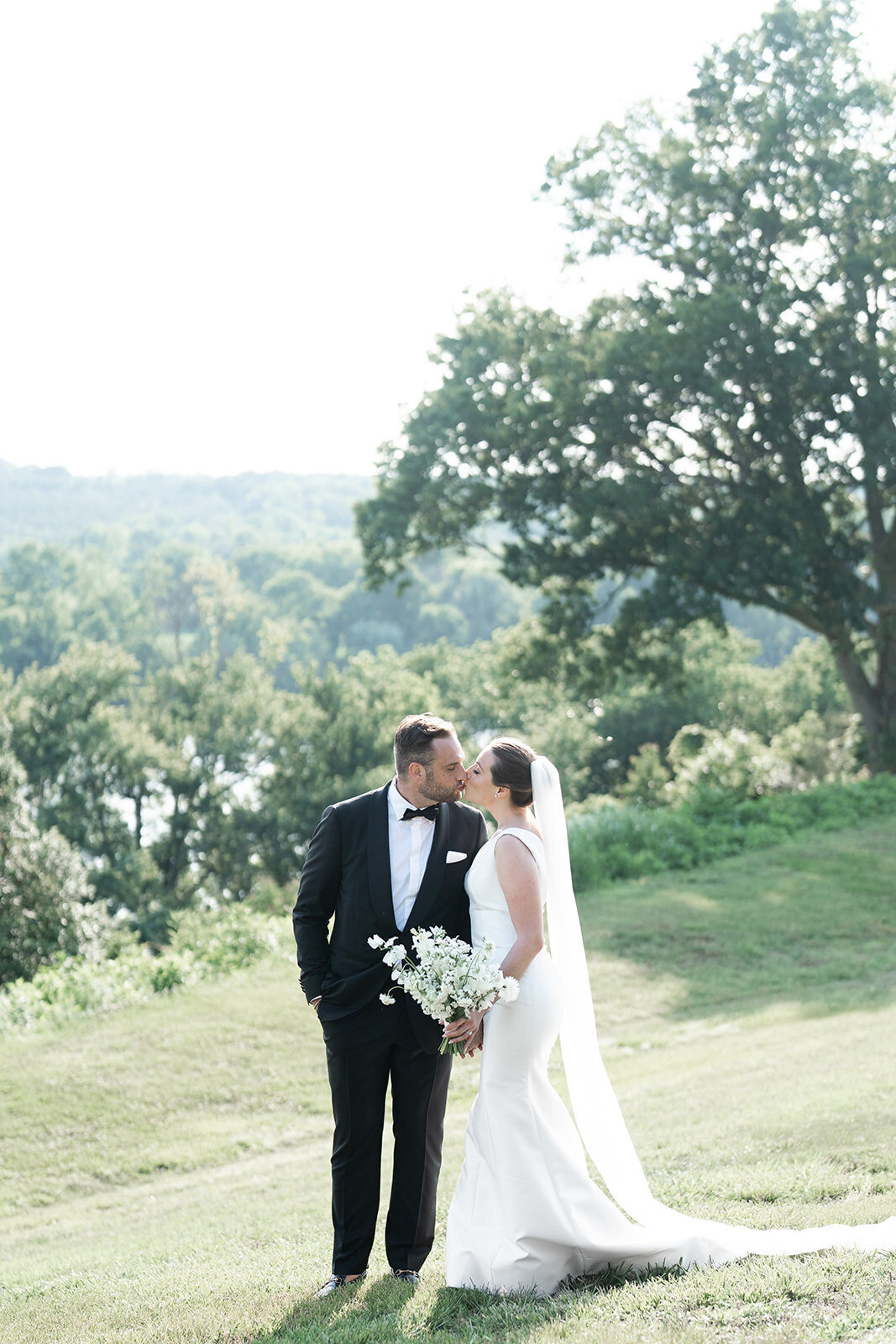 Hannah Malloy Virginia Wedding and Family Photographer