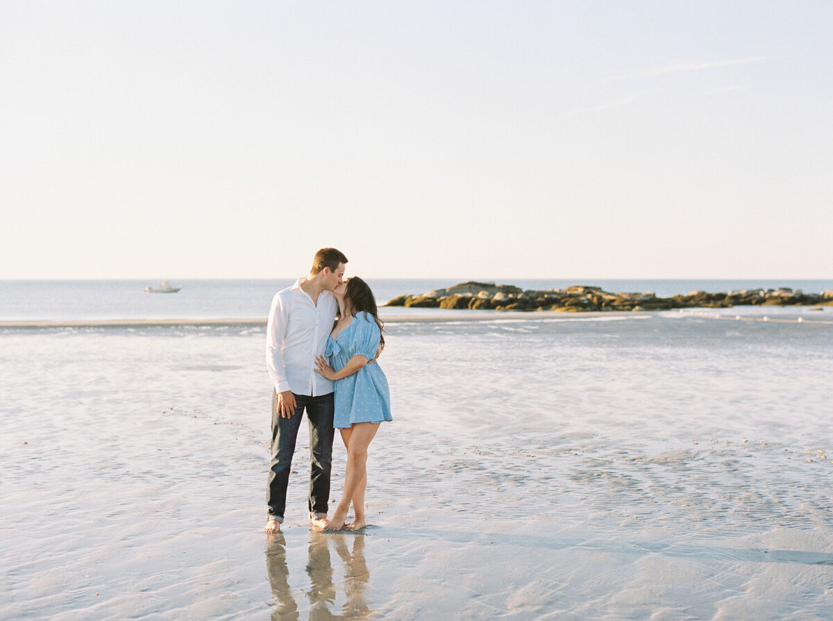 Wingaersheek engagement session-16