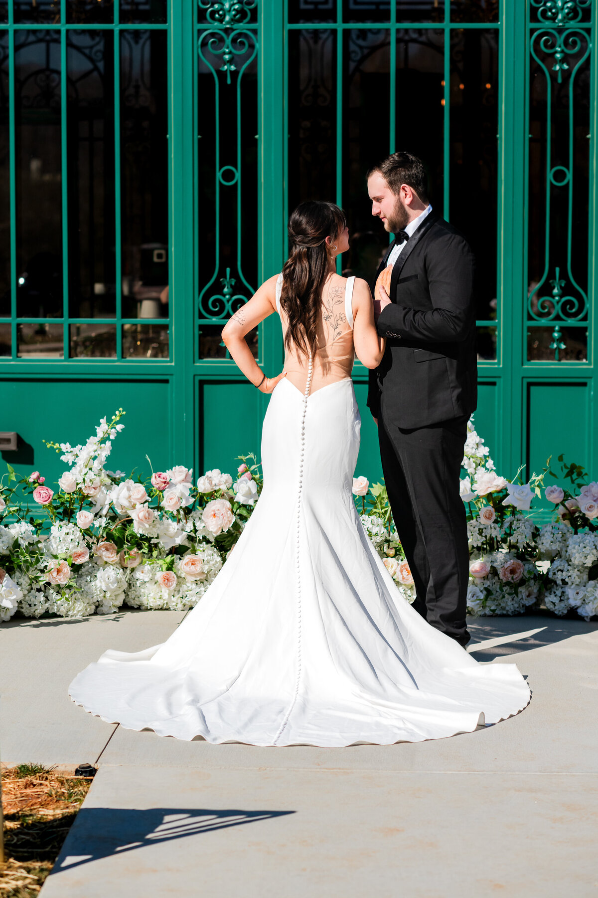 2025_PixelsandWood_JodieBrim_brideGroom-66