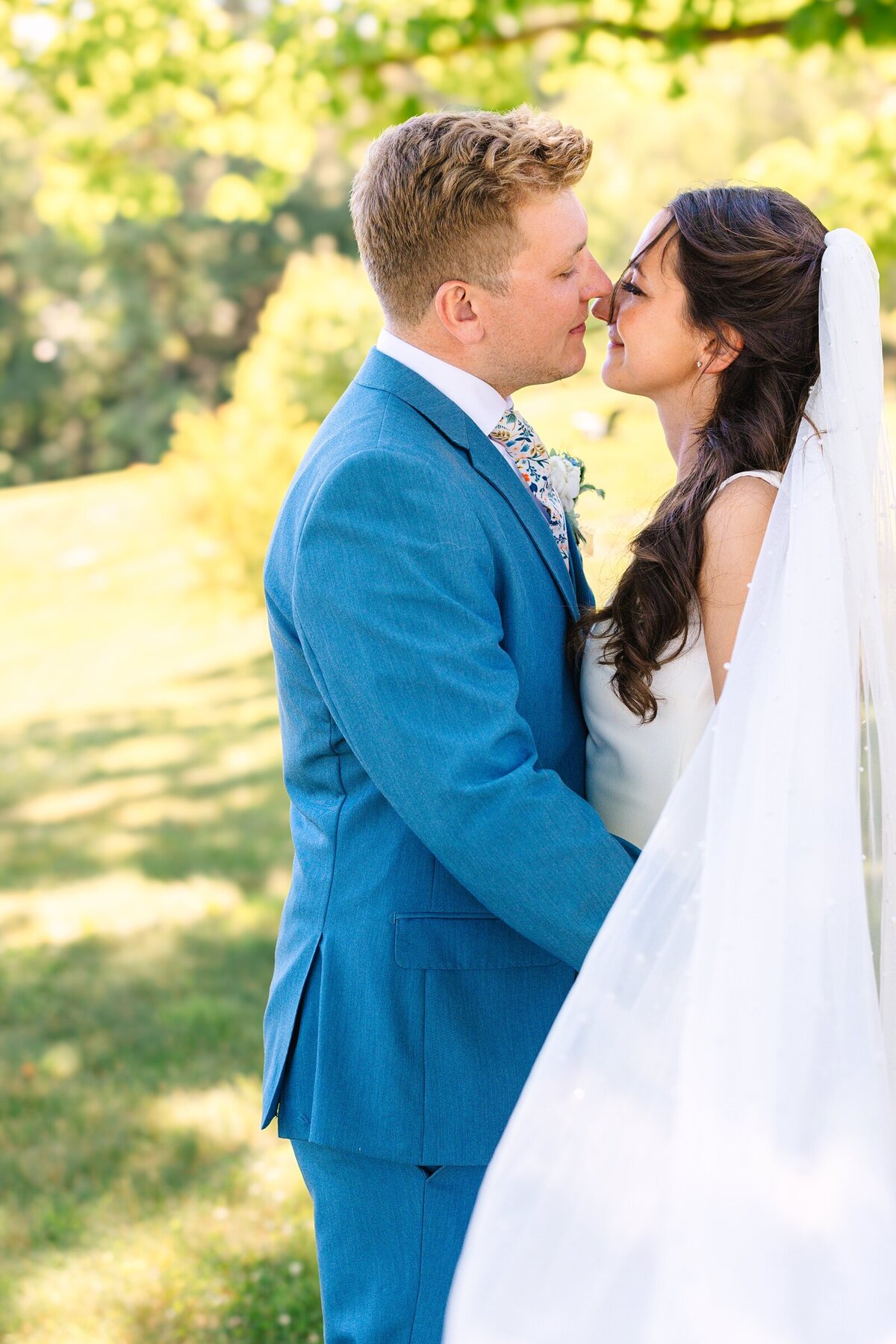 Wildflower_Inspired_Sunny_Colorful_Wedding_Photography_Preserve_at_Chocorua_New_Hampshire_0062