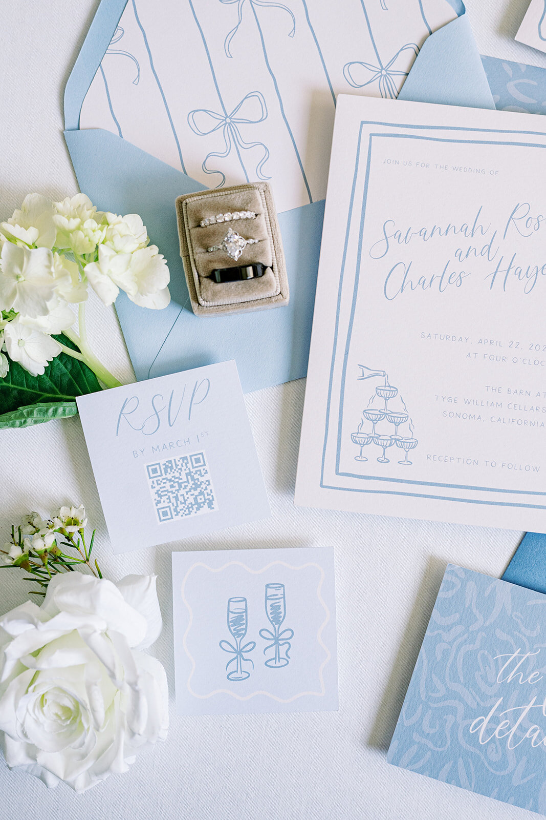 floral-blue-suite-with-gold-details