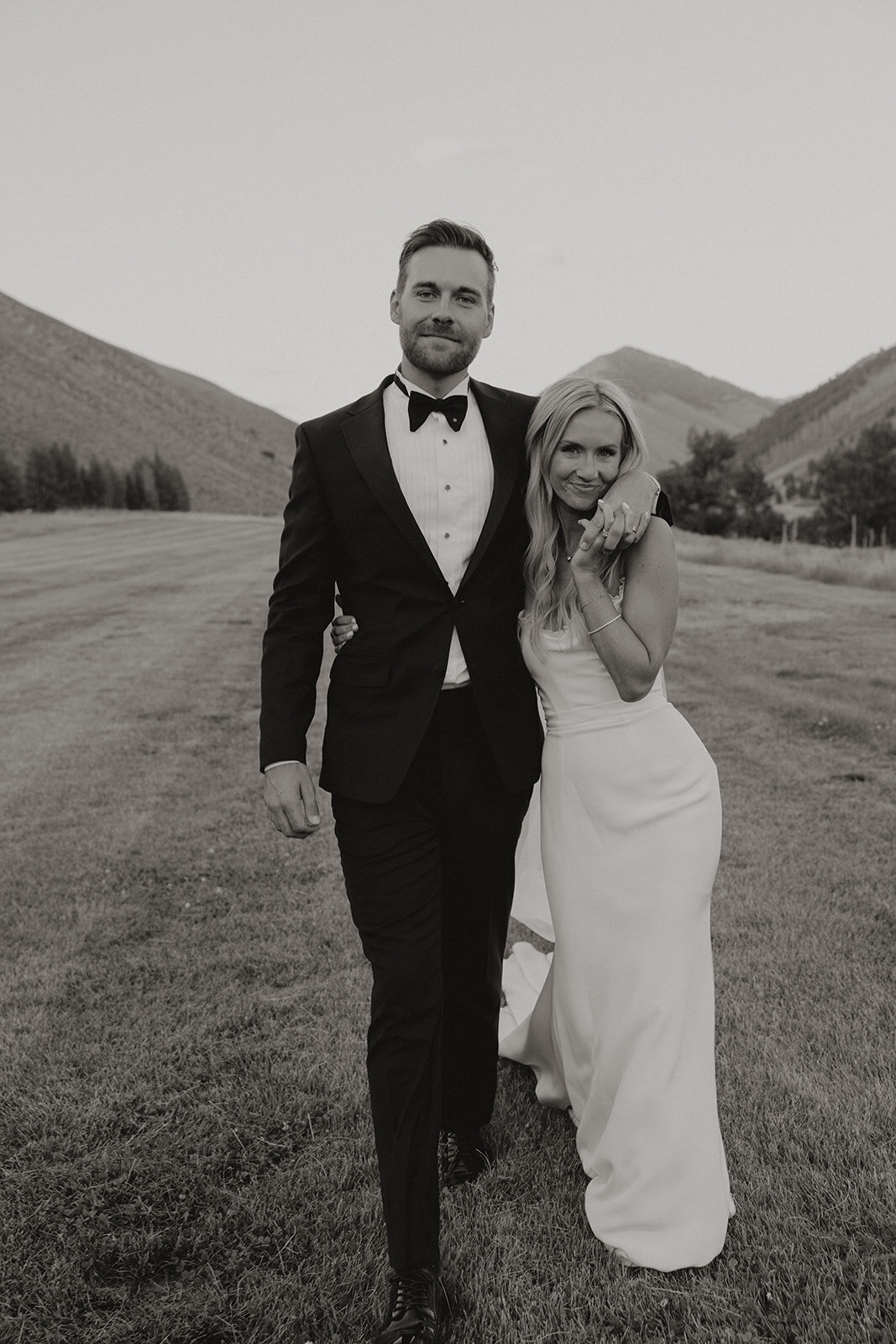 trail-creek-cabin-sun-valley-timeless-wedding-sneaks-227_websize