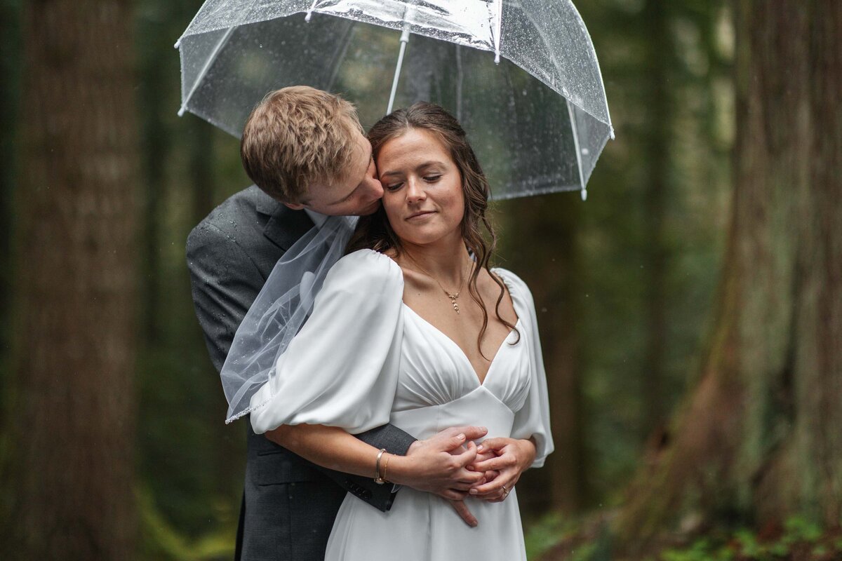 victorian-vineyards-brush-prarie-wedding-portraits-22