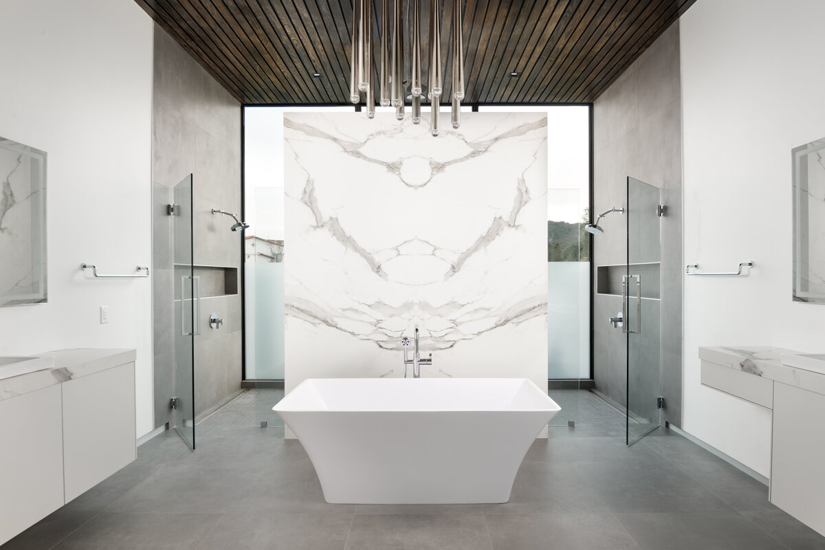 Redwing Master Bath
