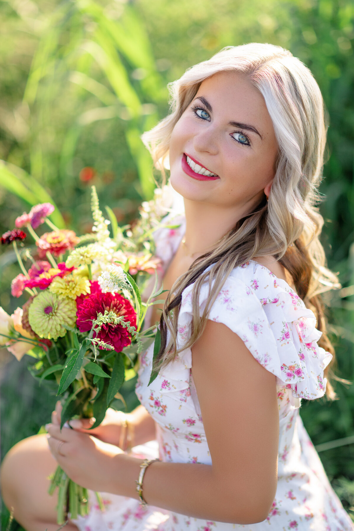 Kansas City Senior Pictures at a farm