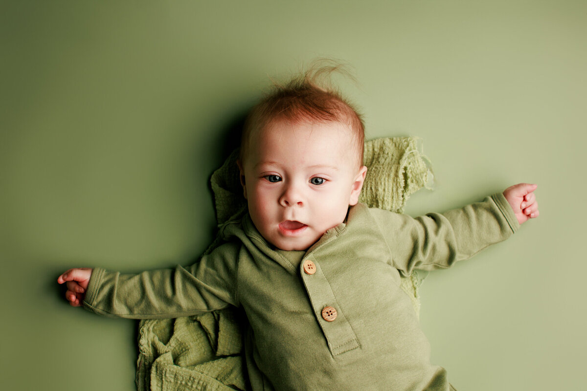 Best milestone photographer NW Arkansas, NW Arkansas baby photographer, milestone session near me, NW Arkansas baby portrait studio, professional baby photos