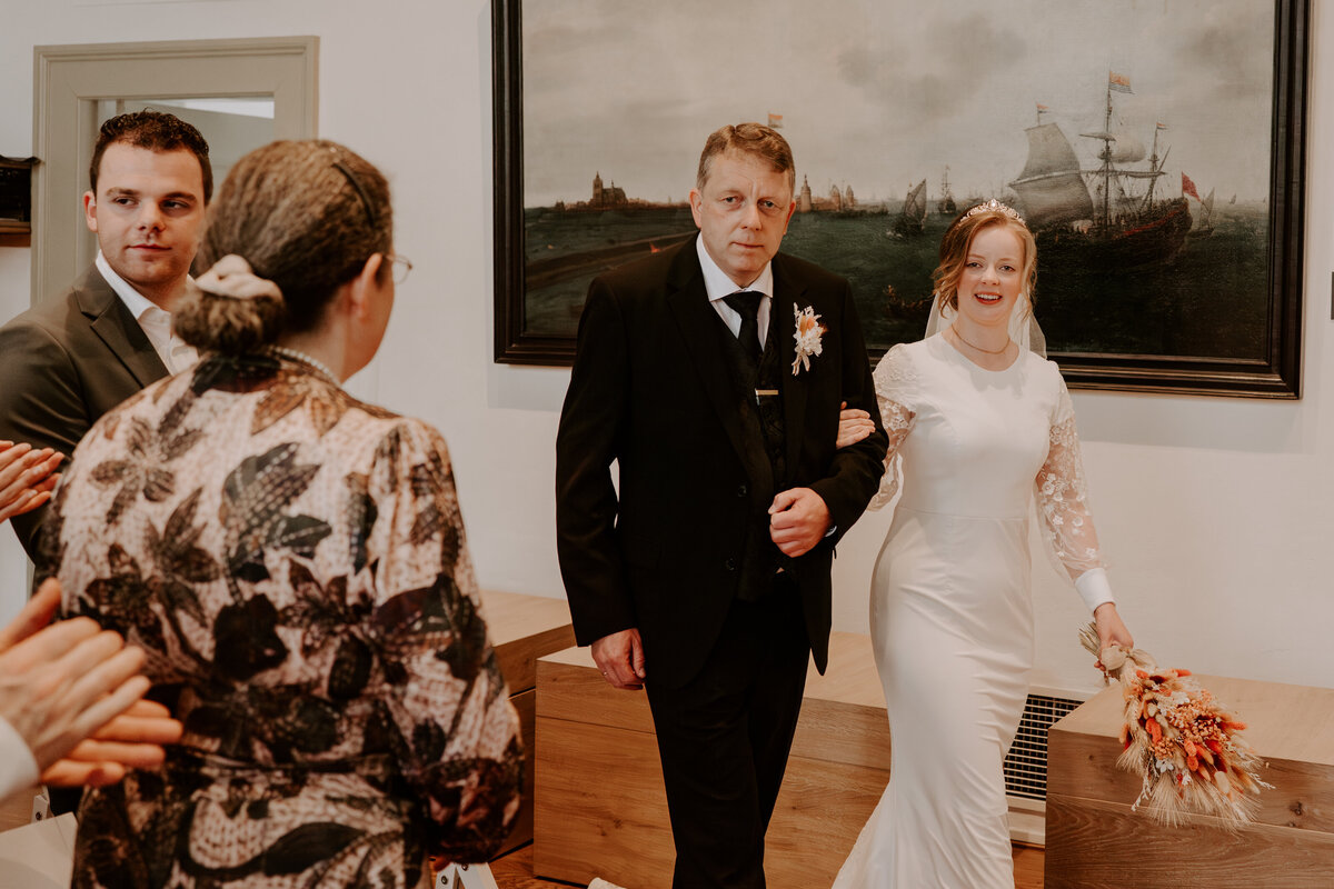 Trouwfotograaf in Zeeland. De leukste trouwlocaties in Zeeland vind je in deze blog. Door everatilroefotografie, trouwfotograaf in Middelburg,Zeeland