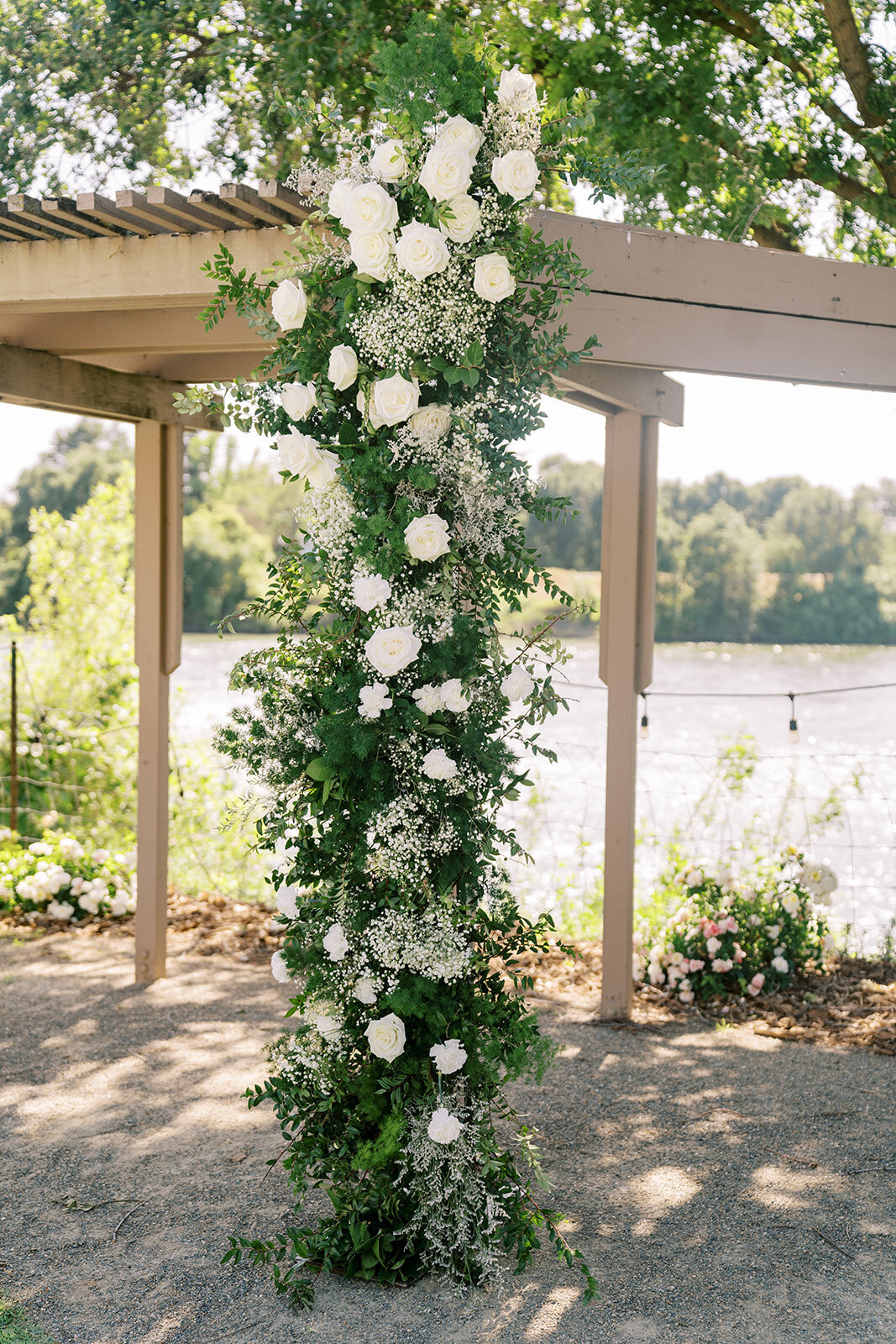 ceremony pillar arch in the delta at willow ballroom ceremony