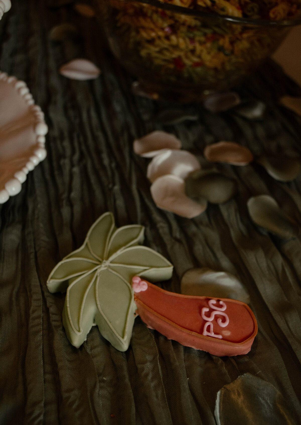 bridal shower cookie detail photo