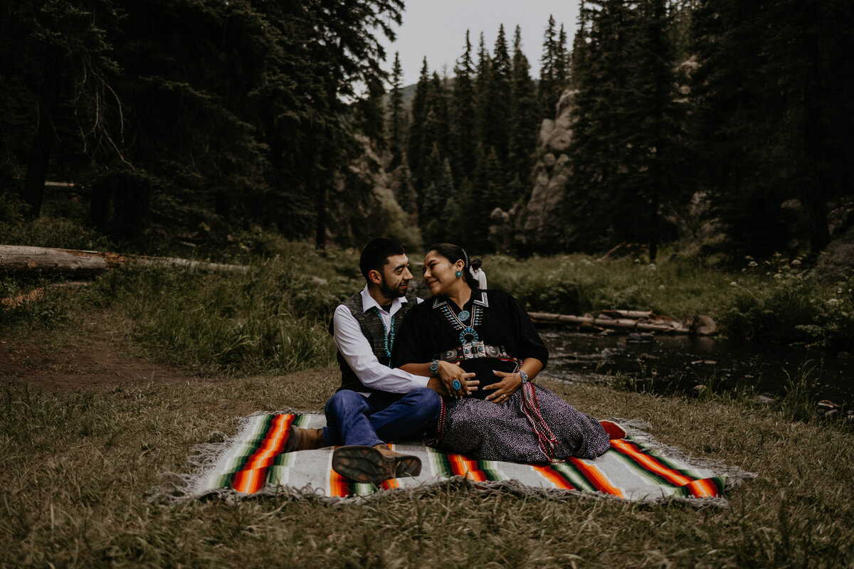 jemez-springs-new-mexico-maternity-photo-shoot-5