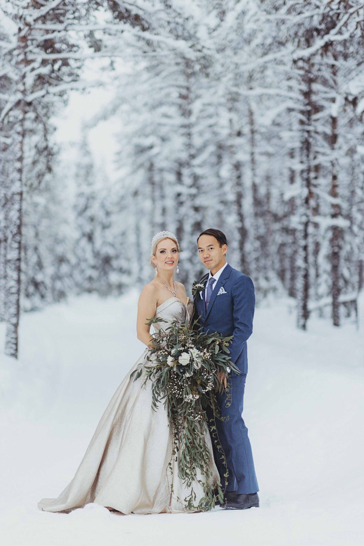 icehotel-weddings-winter-weddings-vinterbröllop-fotograf-kiruna-photographer-wedding-photographer049047
