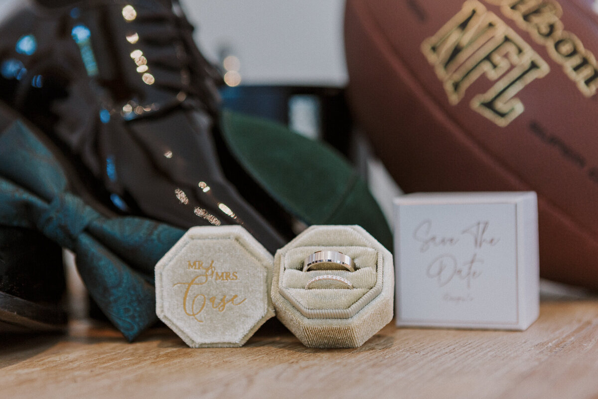 groom details jewish ponte winery wedding temecula