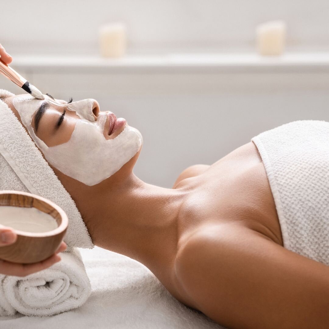 Classy and Refined Skincare Clinic Promotion Instagram Post (2)