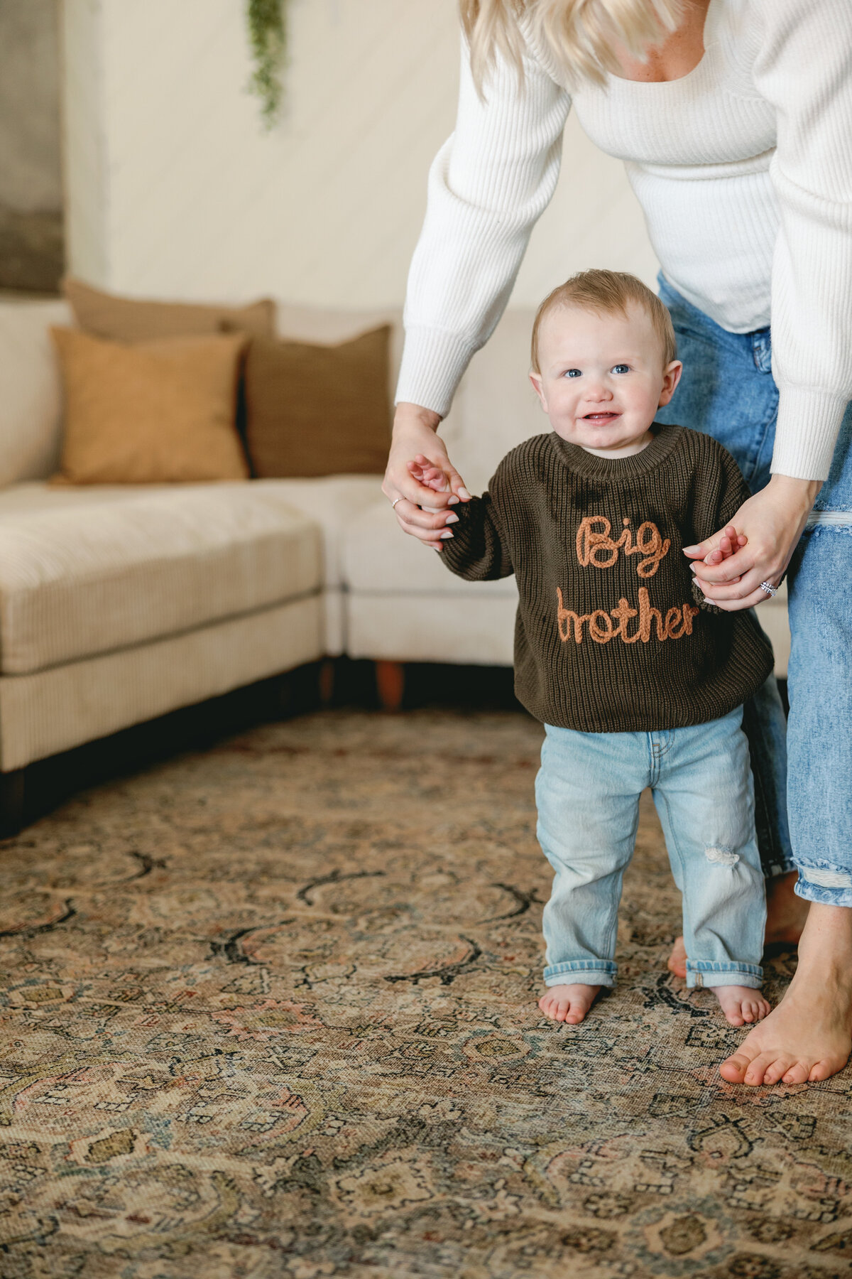 pregnancy-announcement-lifestyle-session-18