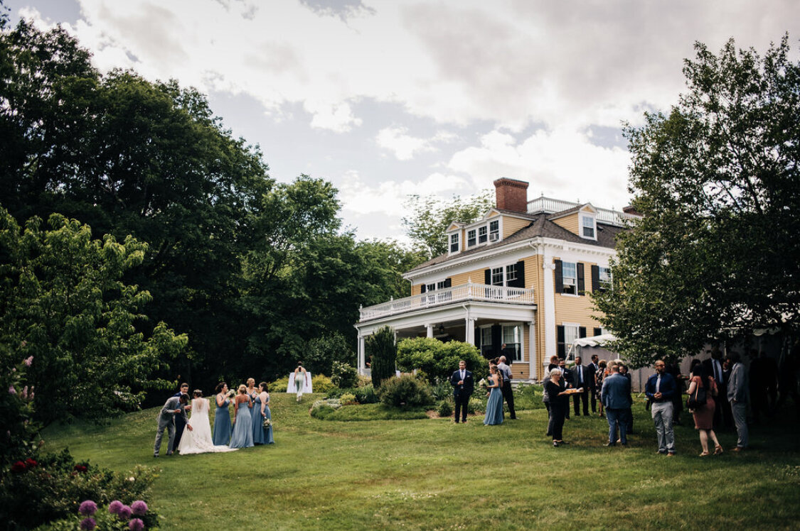 Boston wedding party captured by Alexandra Roberts