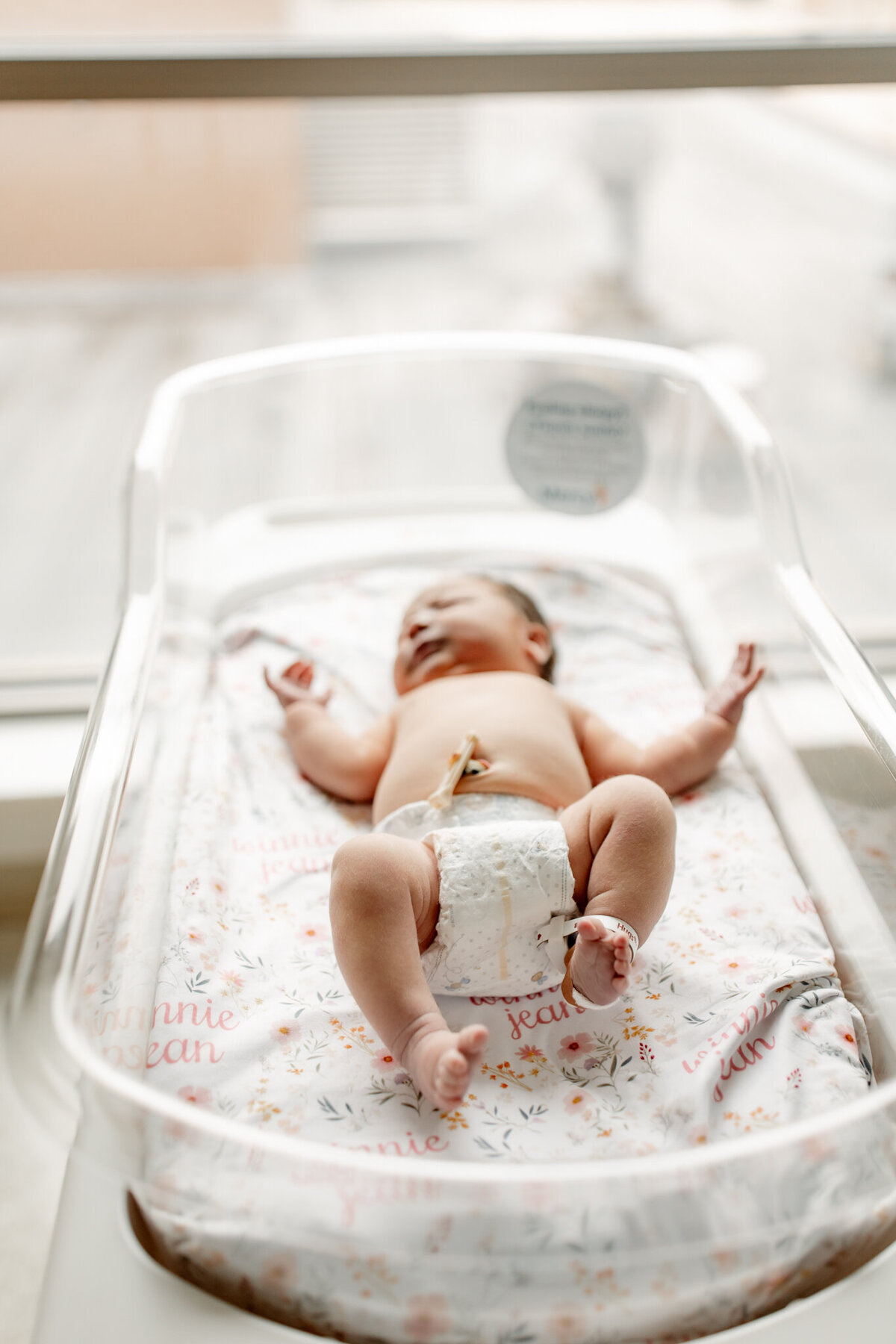 best NW Arkansas fresh 48 portraits, fresh 48 photoshoot Rogers Arkansas, newborn photographer near me, newborn photography Rogers AR, Northwest Arkansas fresh 48 photography